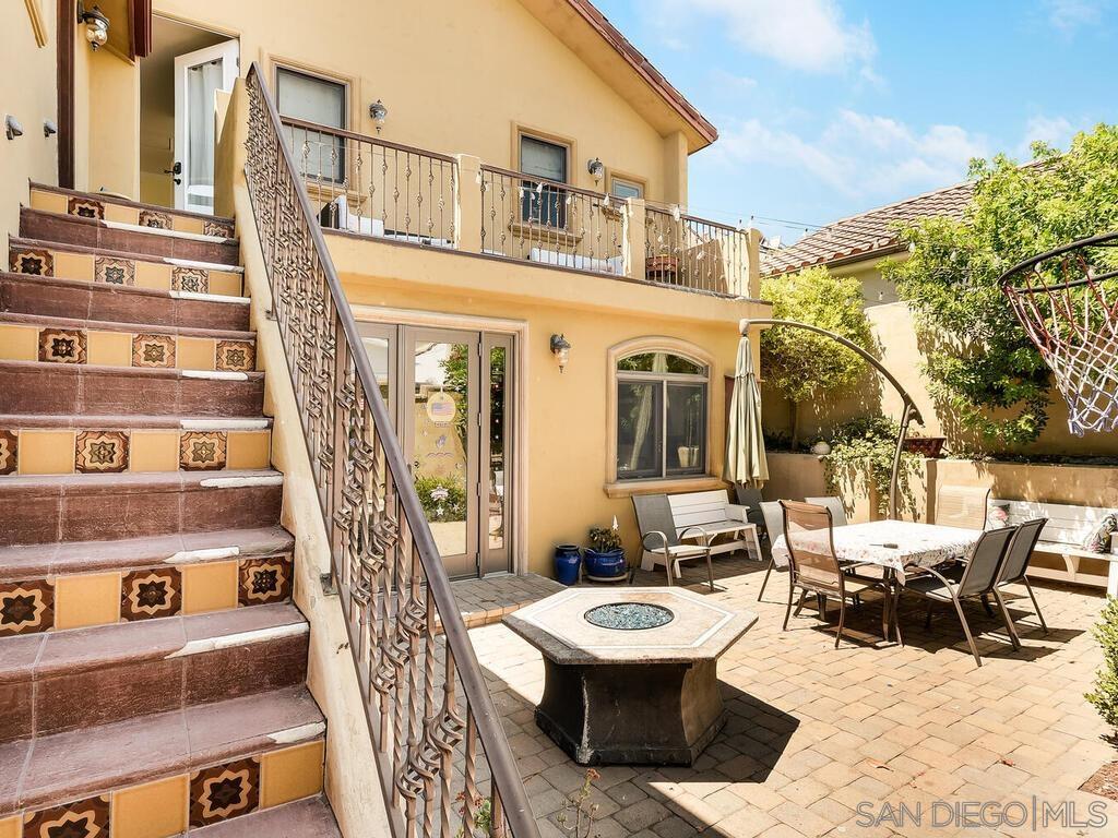 Detail Gallery Image 17 of 37 For 911  4th St, Coronado,  CA 92118 - 4 Beds | 4 Baths