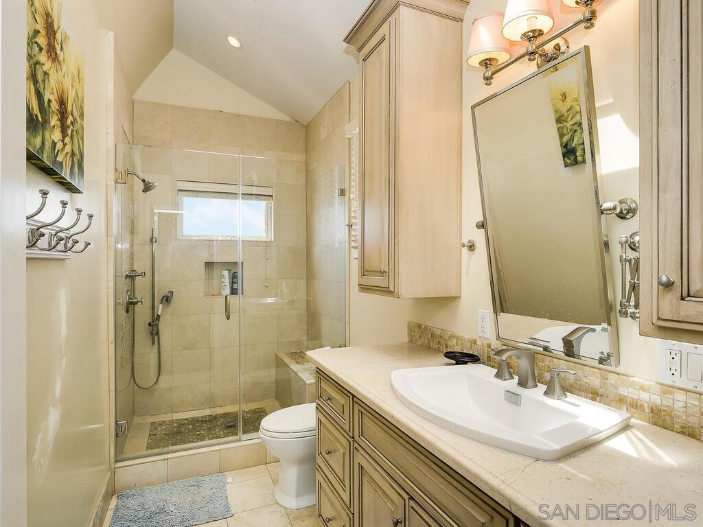Detail Gallery Image 21 of 37 For 911  4th St, Coronado,  CA 92118 - 4 Beds | 4 Baths