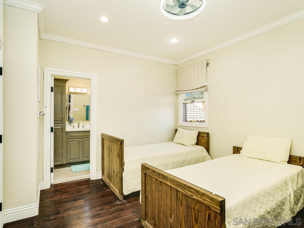 Detail Gallery Image 24 of 37 For 911  4th St, Coronado,  CA 92118 - 4 Beds | 4 Baths