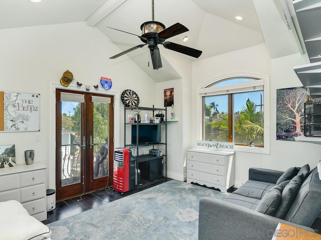 Detail Gallery Image 31 of 37 For 911  4th St, Coronado,  CA 92118 - 4 Beds | 4 Baths