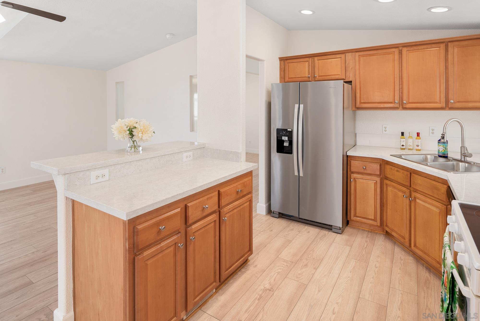 Detail Gallery Image 13 of 49 For 200  El Camino Real  #343,  Oceanside,  CA 92058 - 2 Beds | 2 Baths