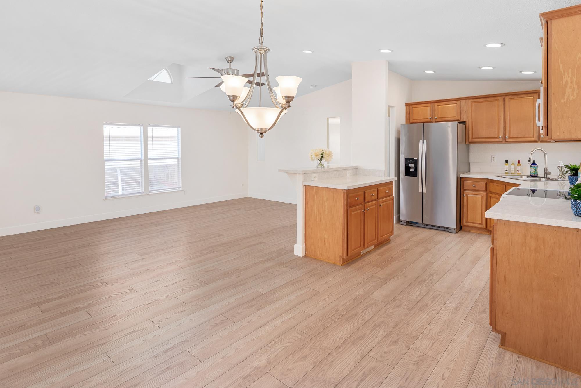 Detail Gallery Image 15 of 49 For 200  El Camino Real  #343,  Oceanside,  CA 92058 - 2 Beds | 2 Baths