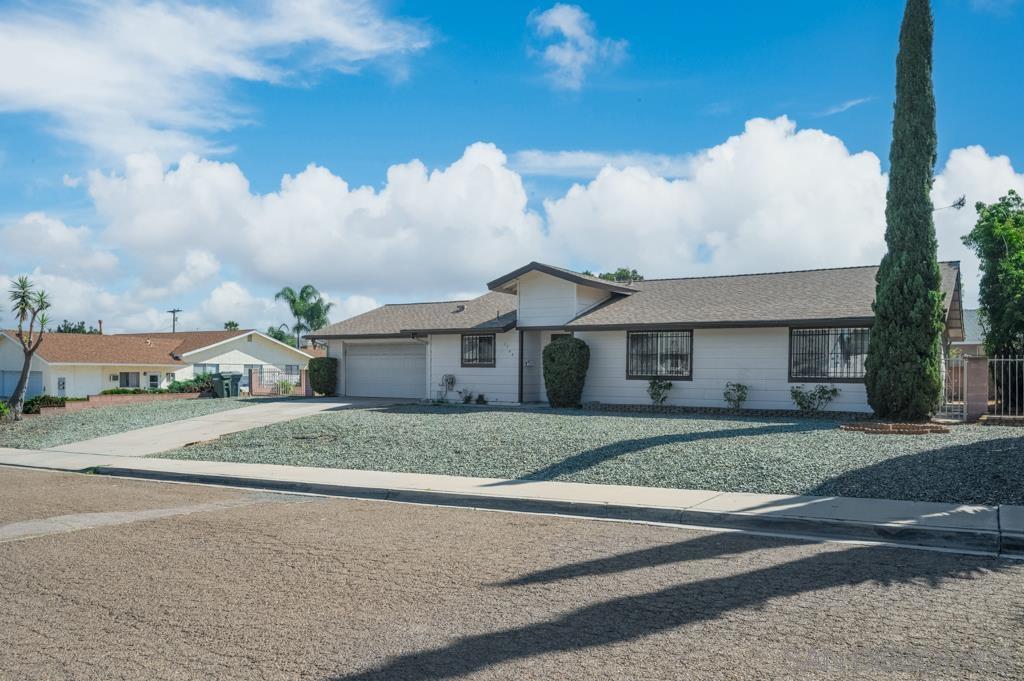 Front Image Thumbnail for SD250038706