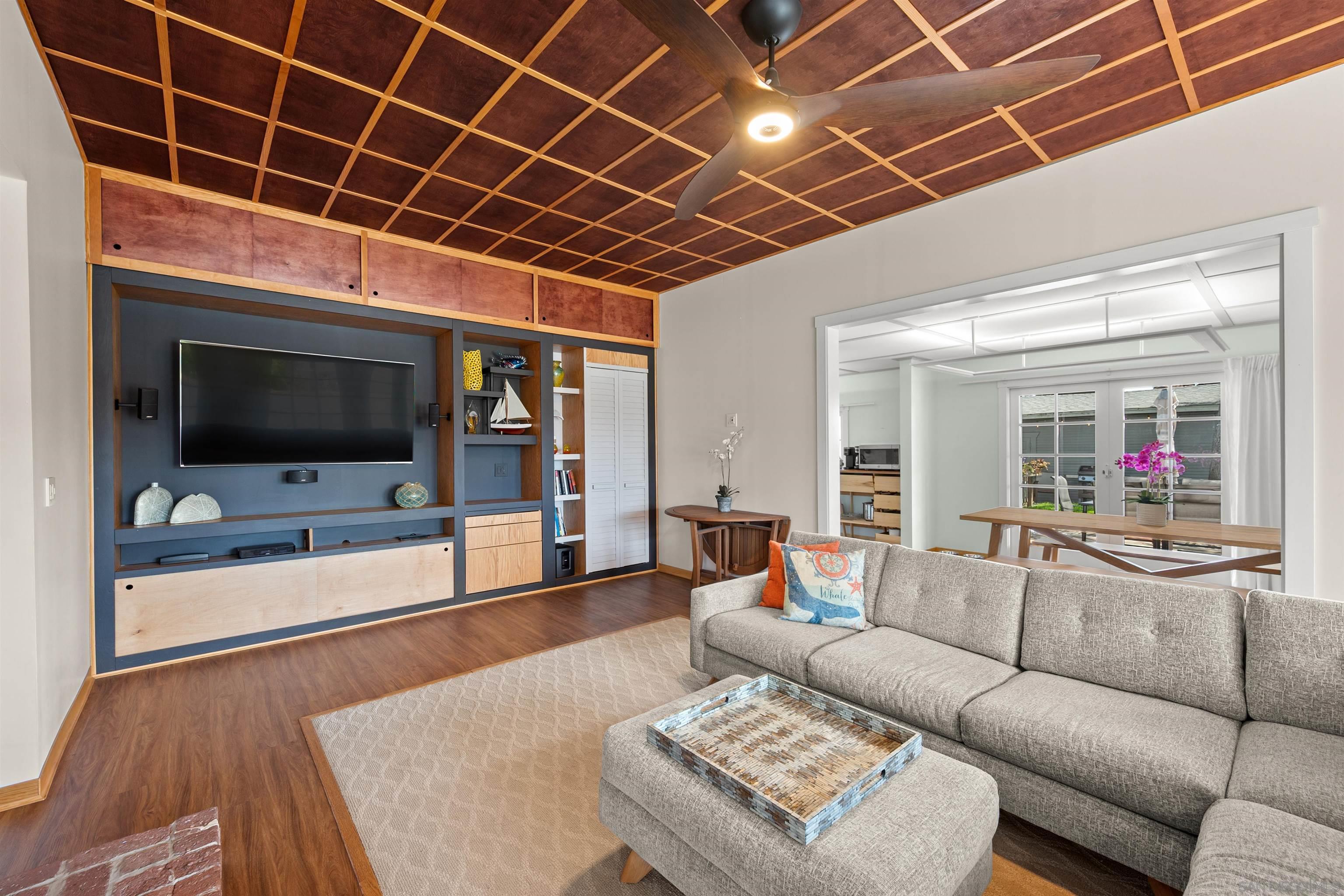 Detail Gallery Image 17 of 42 For 1971  Ebers Street, San Diego,  CA 92107 - 3 Beds | 2 Baths