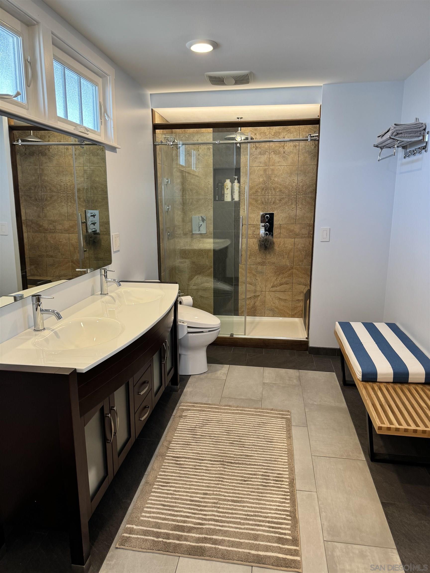 Detail Gallery Image 29 of 42 For 1971  Ebers Street, San Diego,  CA 92107 - 3 Beds | 2 Baths