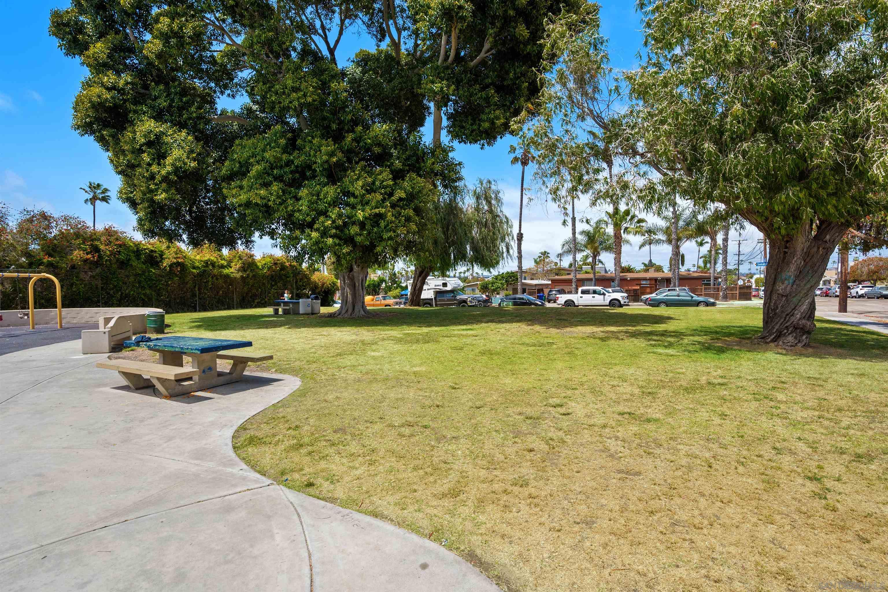 Detail Gallery Image 40 of 42 For 1971  Ebers Street, San Diego,  CA 92107 - 3 Beds | 2 Baths