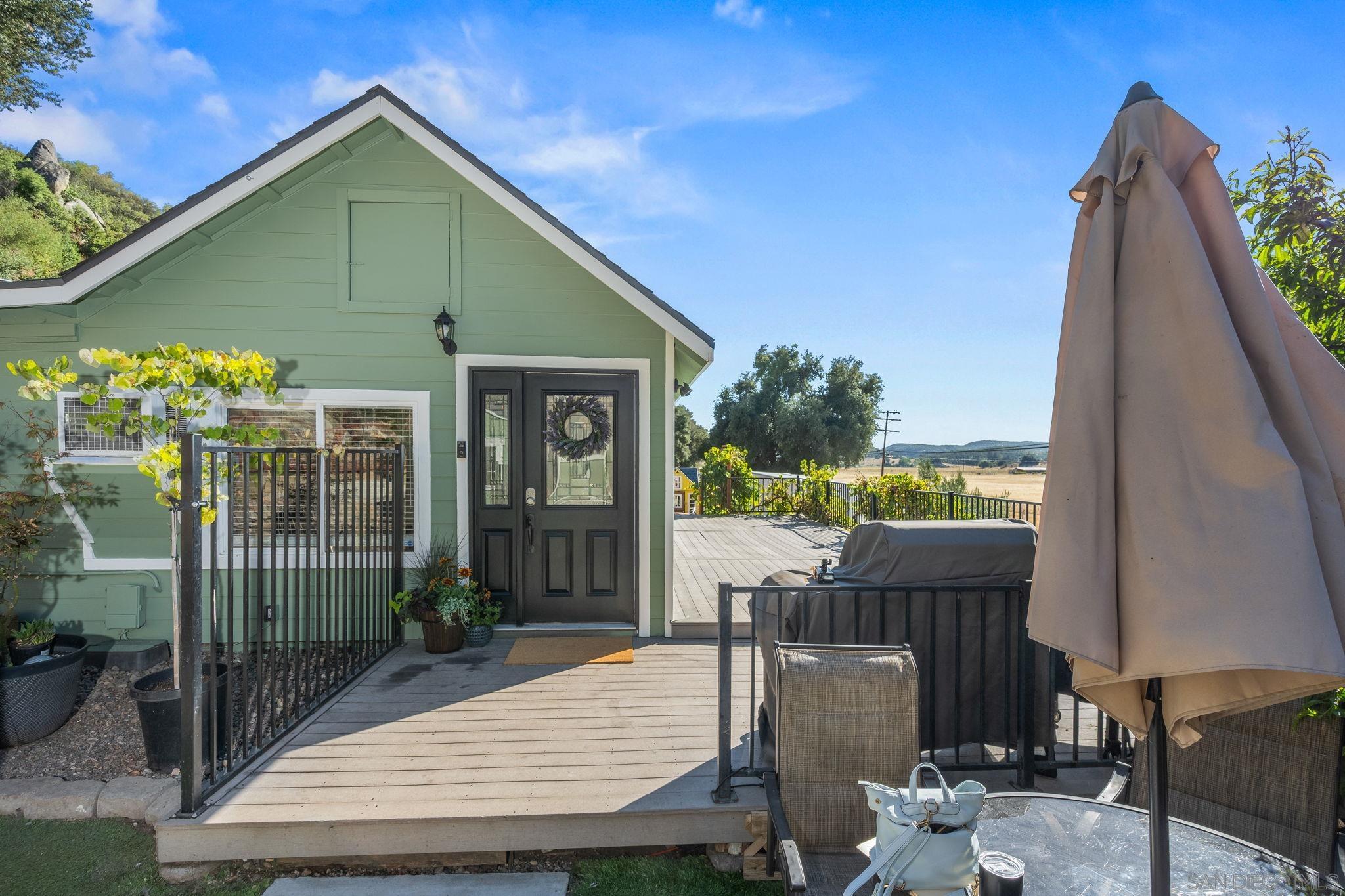 Front Image Thumbnail for SD250038780