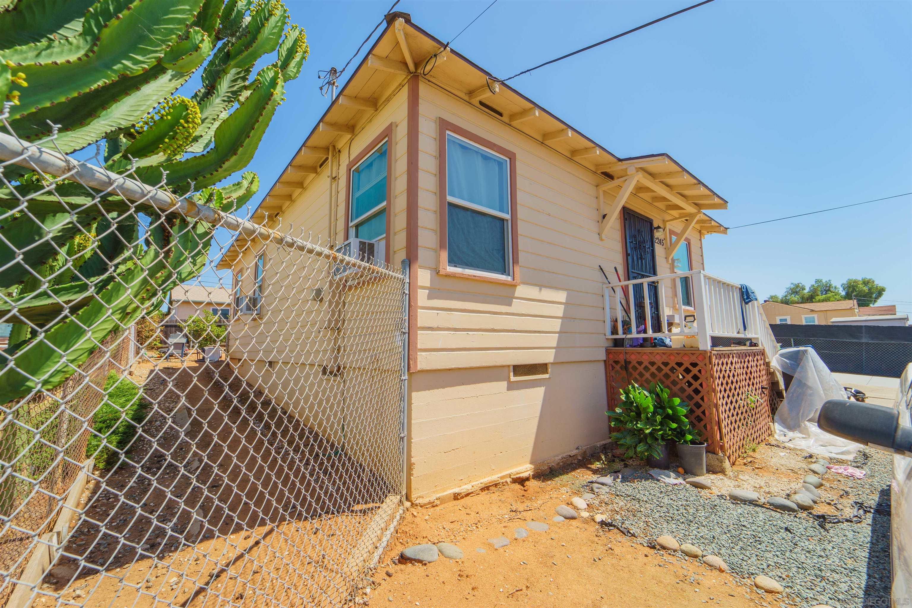Detail Gallery Image 9 of 10 For 2245 S Lanoitan Ave, National City,  CA 91950 - – Beds | – Baths