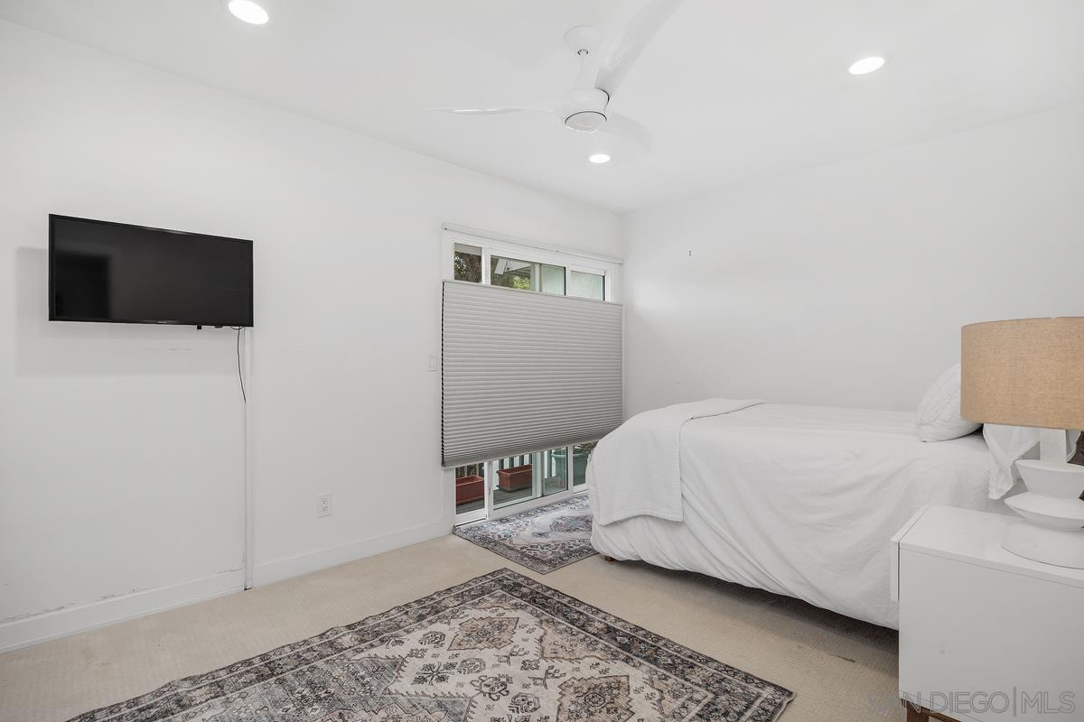 Detail Gallery Image 21 of 32 For Stevens, Solana Beach,  CA 92075 - 2 Beds | 2 Baths