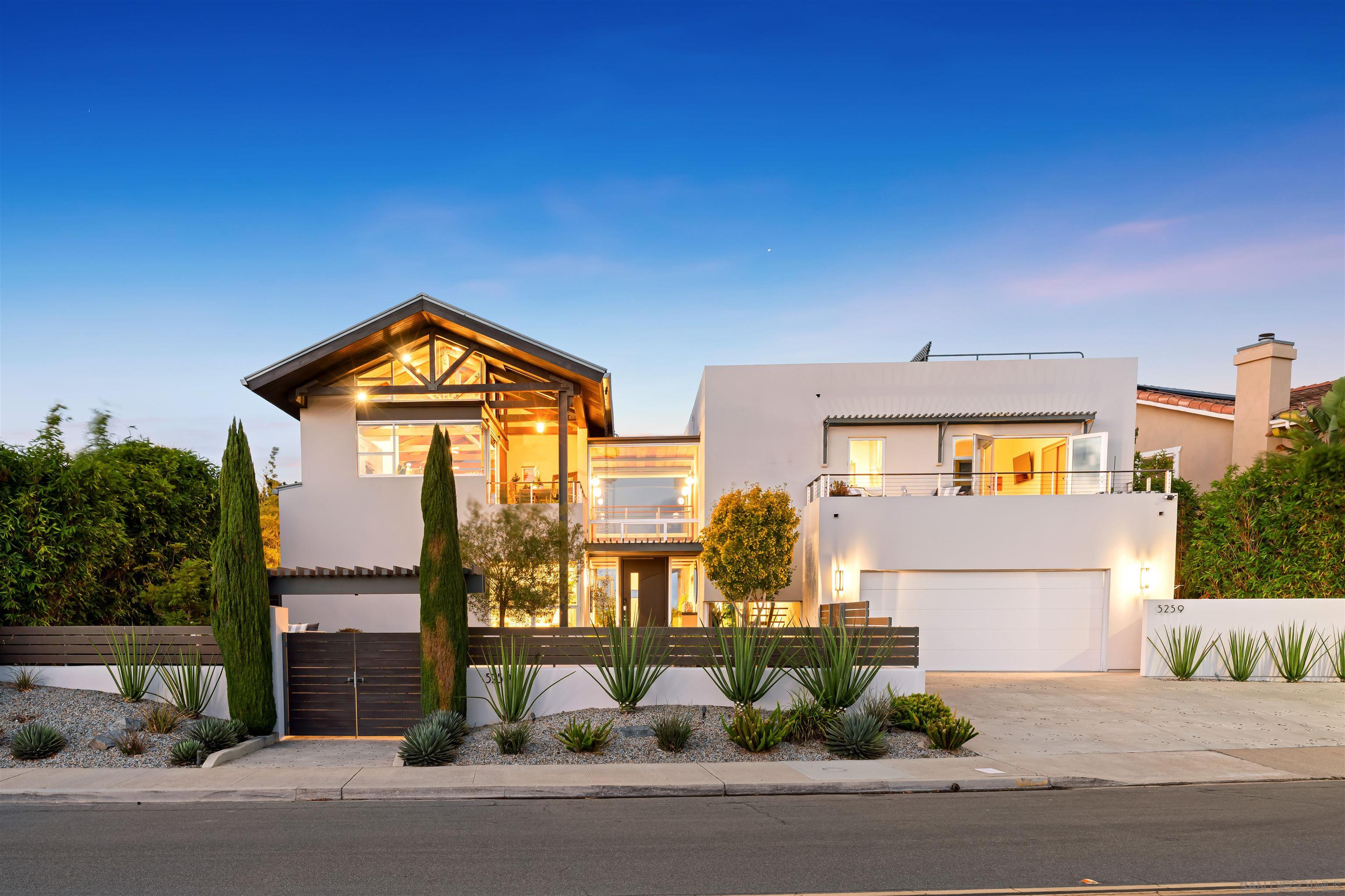 Front Image Thumbnail for SD250038827