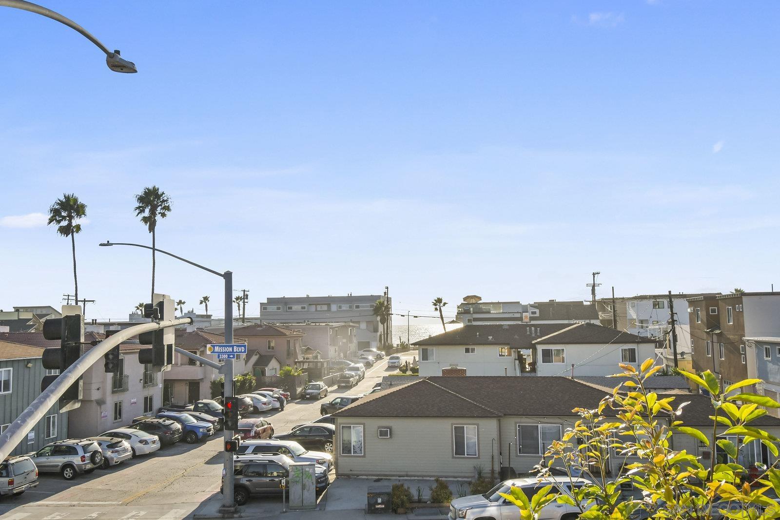 Detail Gallery Image 2 of 38 For 802  Santa Barbara Pl, San Diego,  CA 92109 - 3 Beds | 2 Baths