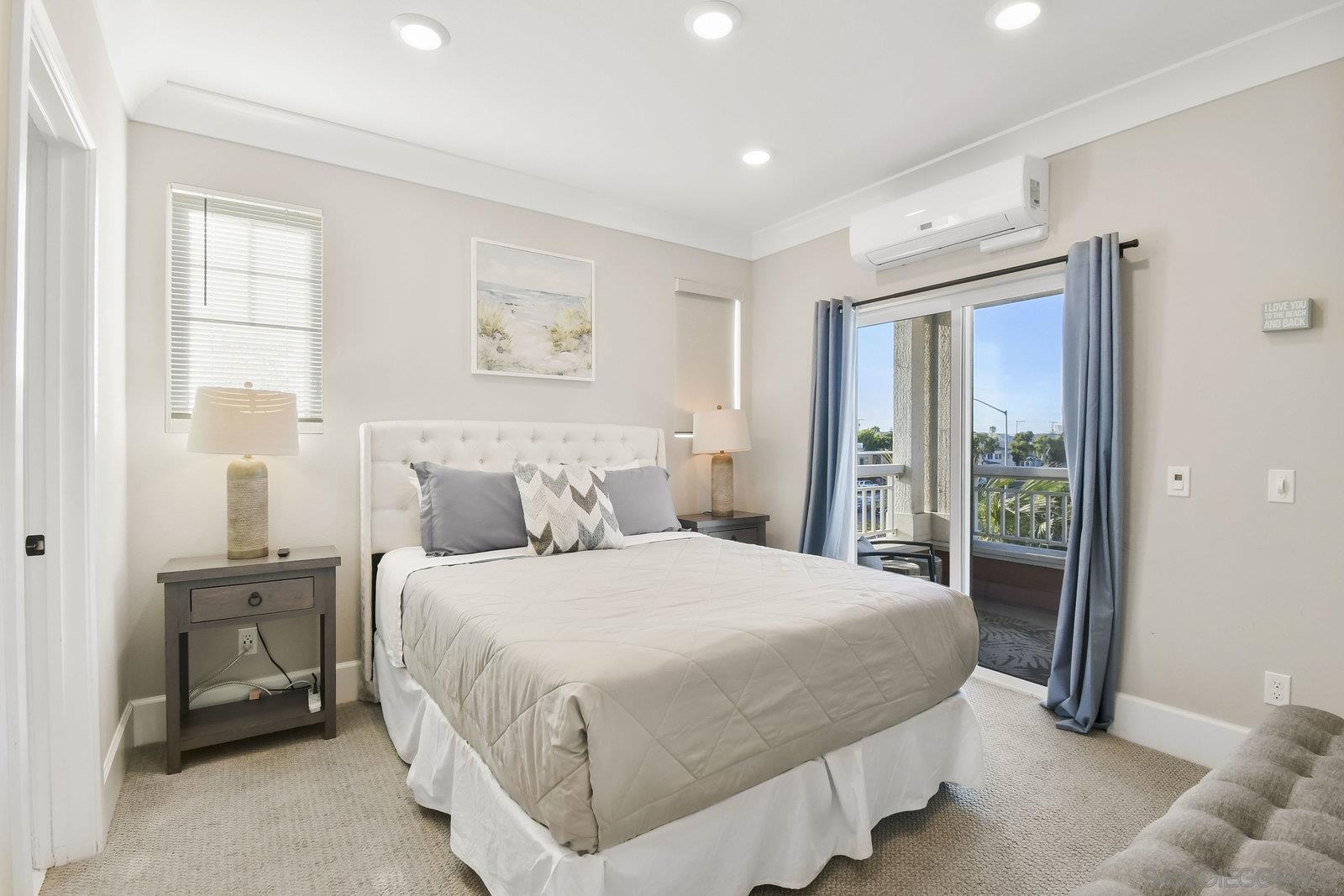 Detail Gallery Image 21 of 38 For 802  Santa Barbara Pl, San Diego,  CA 92109 - 3 Beds | 2 Baths