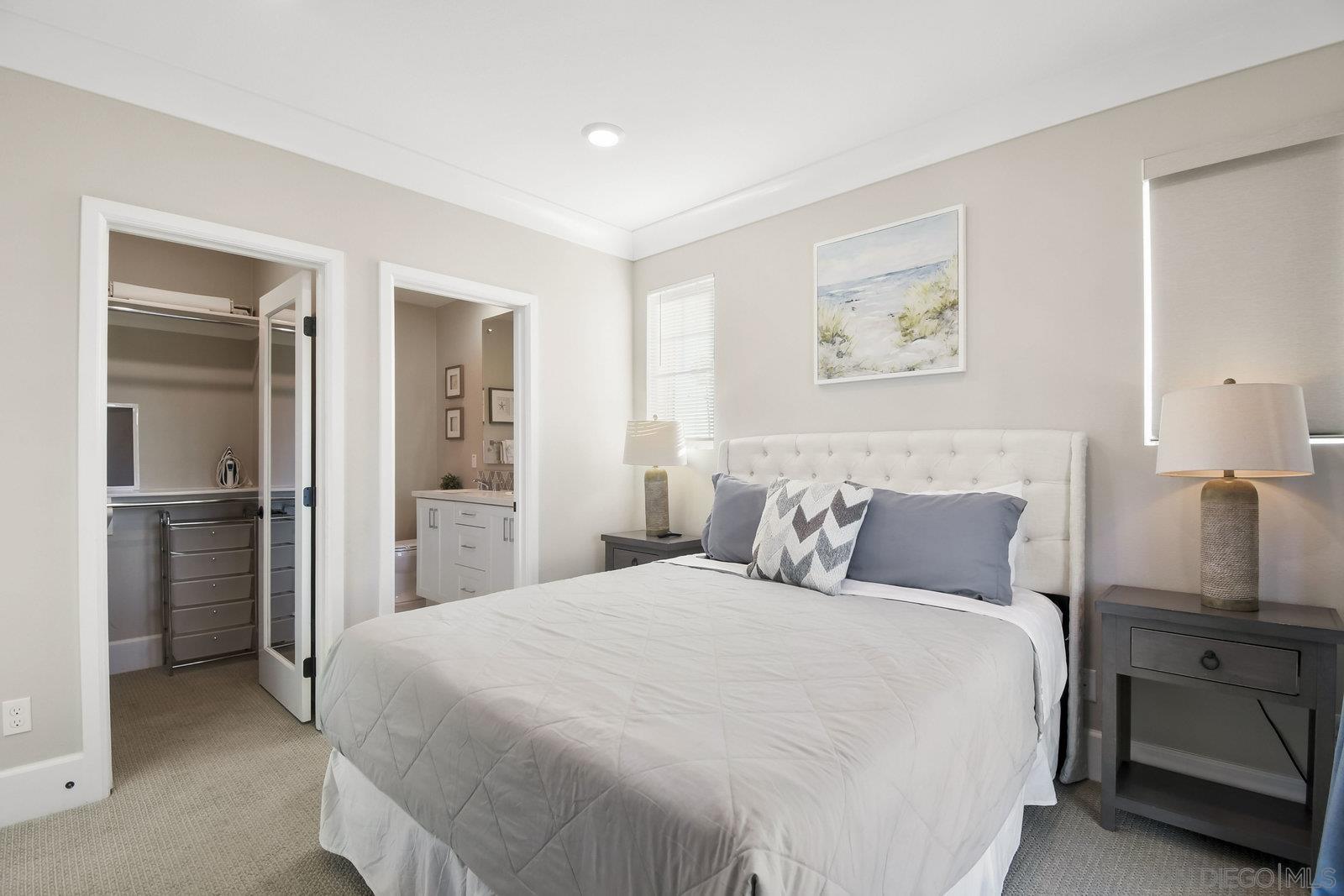 Detail Gallery Image 23 of 38 For 802  Santa Barbara Pl, San Diego,  CA 92109 - 3 Beds | 2 Baths