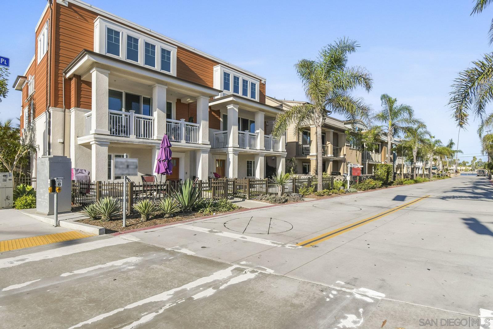 Detail Gallery Image 35 of 38 For 802  Santa Barbara Pl, San Diego,  CA 92109 - 3 Beds | 2 Baths