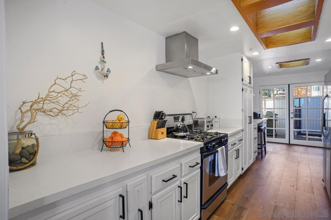 Detail Gallery Image 15 of 49 For 13053  Caminito Del Rocio, Del Mar,  CA 92014 - 3 Beds | 3/1 Baths