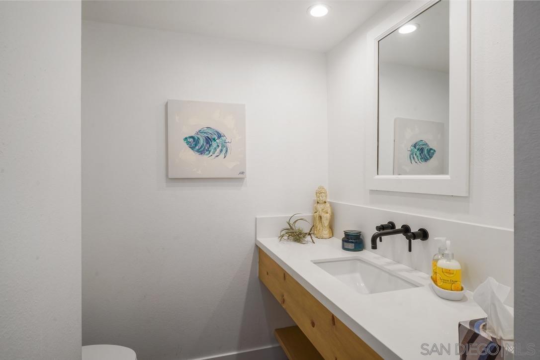 Detail Gallery Image 18 of 49 For 13053  Caminito Del Rocio, Del Mar,  CA 92014 - 3 Beds | 3/1 Baths