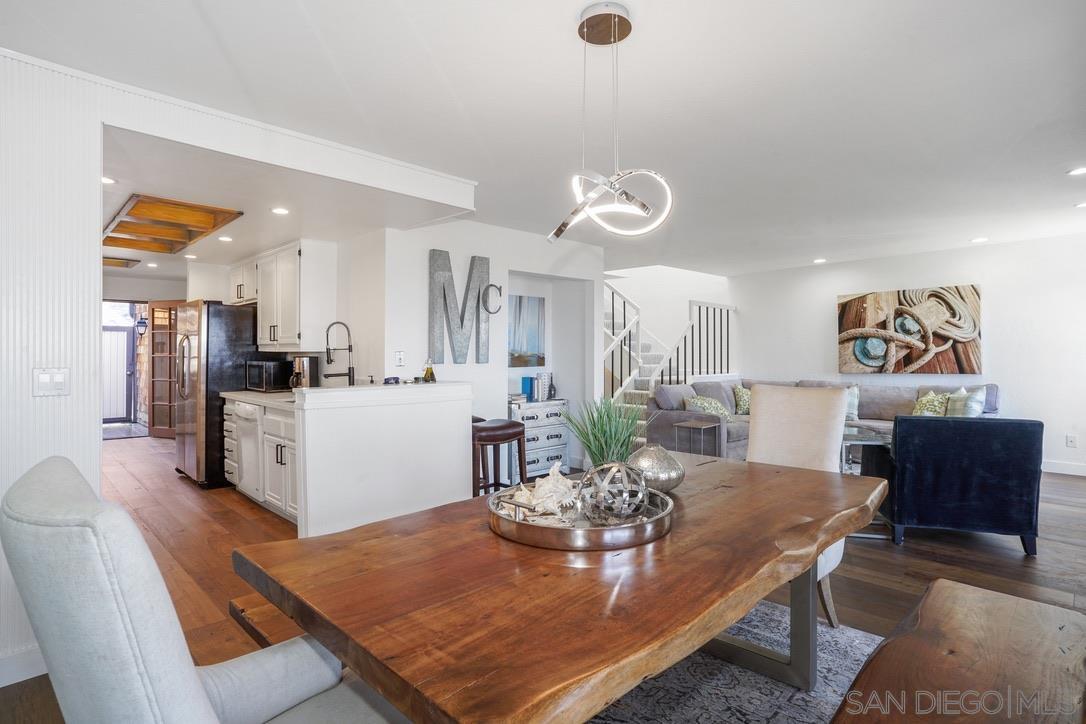 Detail Gallery Image 8 of 49 For 13053  Caminito Del Rocio, Del Mar,  CA 92014 - 3 Beds | 3/1 Baths