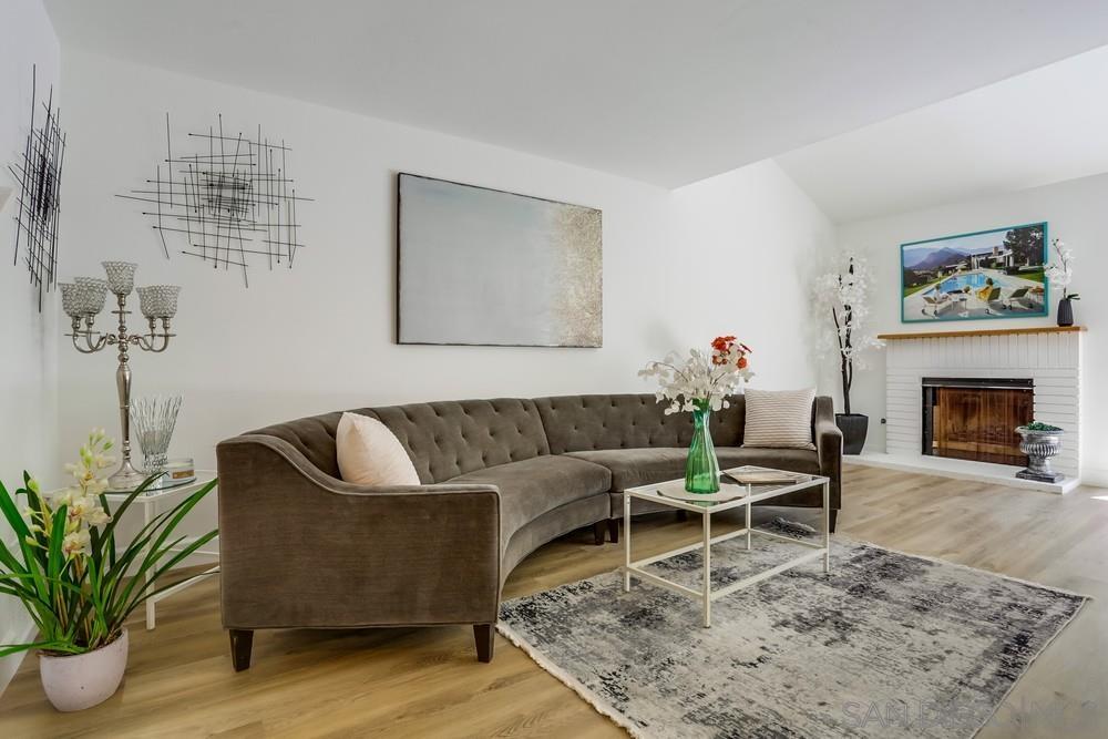 Front Image Thumbnail for SD250038850