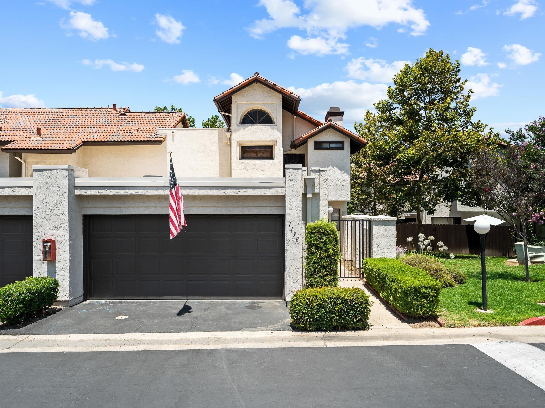 Front Image Thumbnail for SD250038854