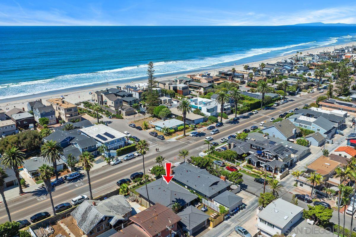 Detail Gallery Image 2 of 26 For 1847  Coast Blvd, Del Mar,  CA 92014 - 3 Beds | 2 Baths