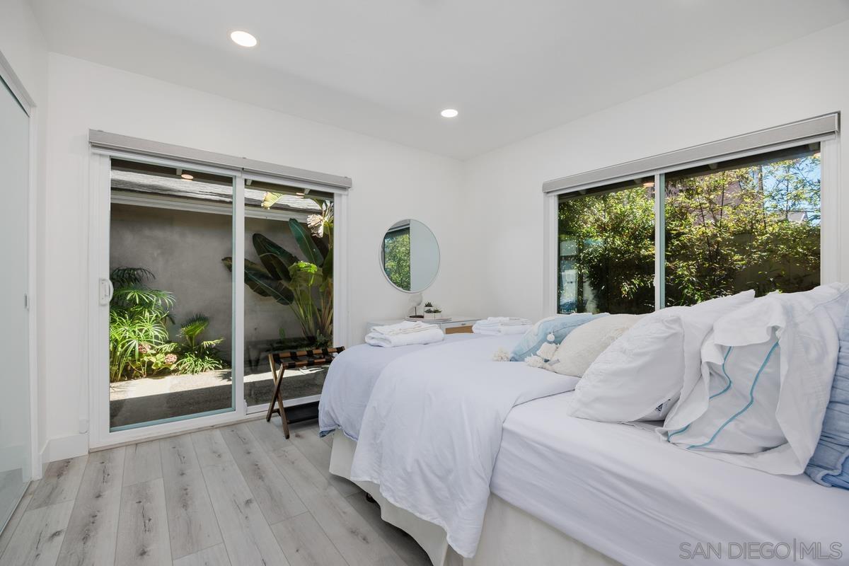 Detail Gallery Image 16 of 26 For 1847  Coast Blvd, Del Mar,  CA 92014 - 3 Beds | 2 Baths