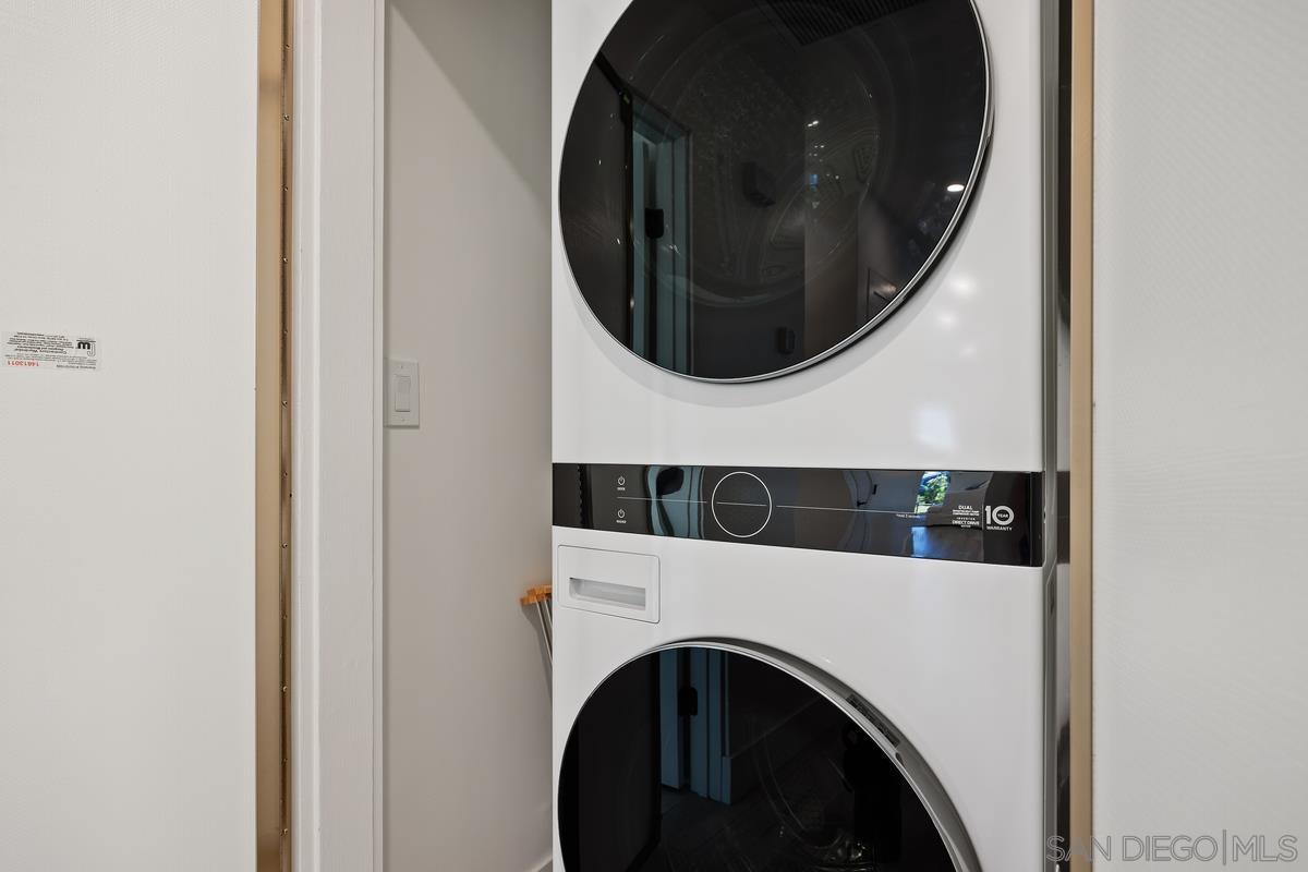 Detail Gallery Image 20 of 26 For 1847  Coast Blvd, Del Mar,  CA 92014 - 3 Beds | 2 Baths