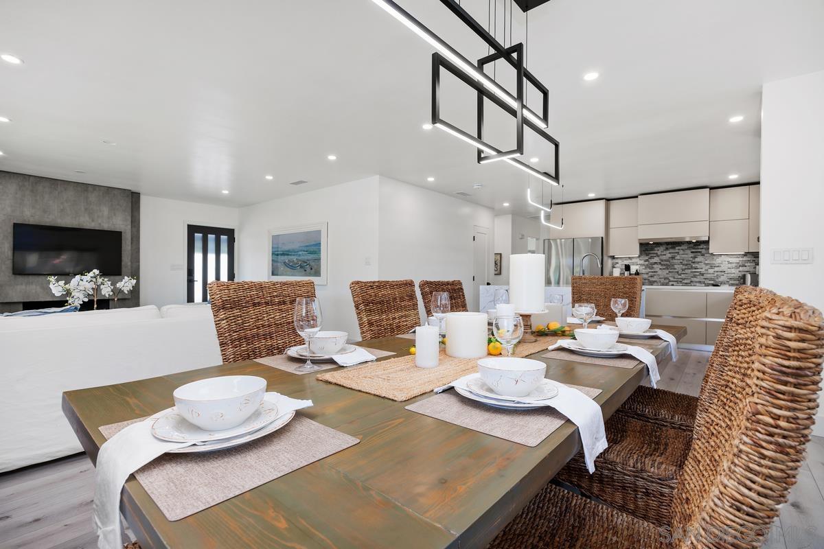 Detail Gallery Image 9 of 26 For 1847  Coast Blvd, Del Mar,  CA 92014 - 3 Beds | 2 Baths