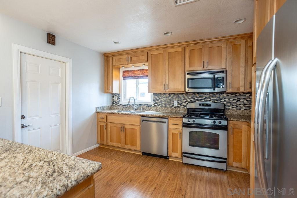 Detail Gallery Image 15 of 35 For 3488  Ediwhar, San Diego,  CA 92123 - 3 Beds | 2 Baths