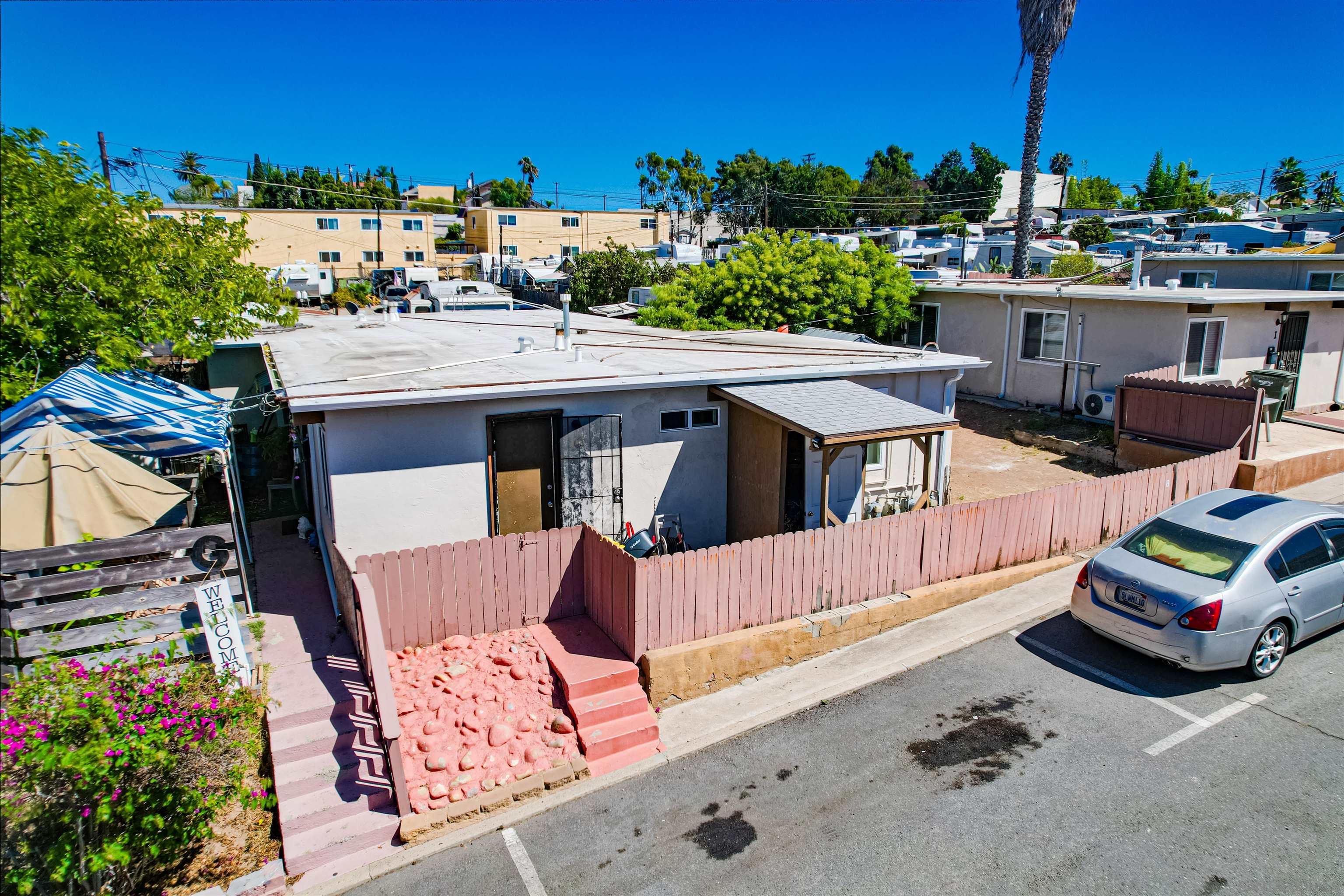 Detail Gallery Image 5 of 7 For 5015  Comanche Dr, La Mesa,  CA 91942 - – Beds | – Baths