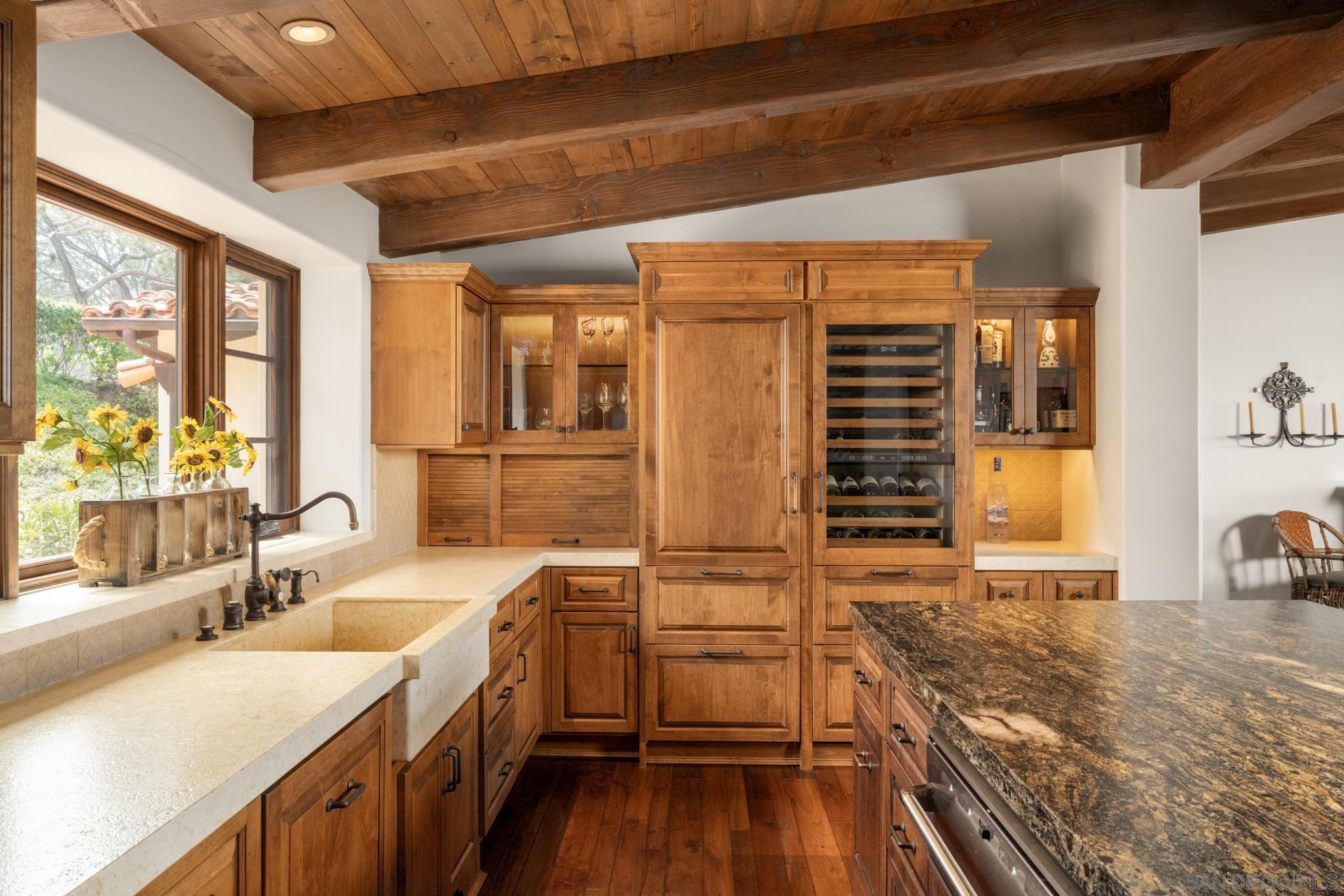 Detail Gallery Image 11 of 45 For 262  Ocean View, Del Mar,  CA 92014 - 4 Beds | 3/1 Baths