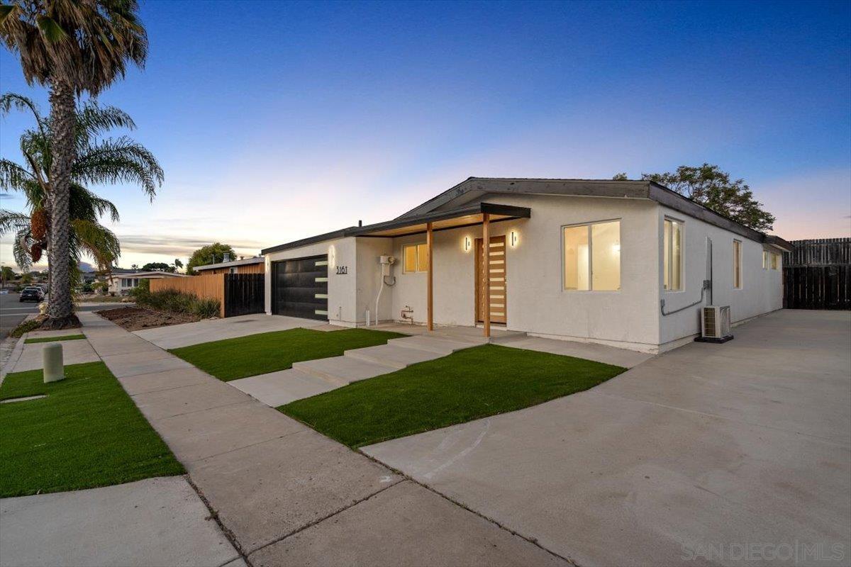 Detail Gallery Image 3 of 43 For 3161  Skipper St, San Diego,  CA 92123 - 4 Beds | 2 Baths