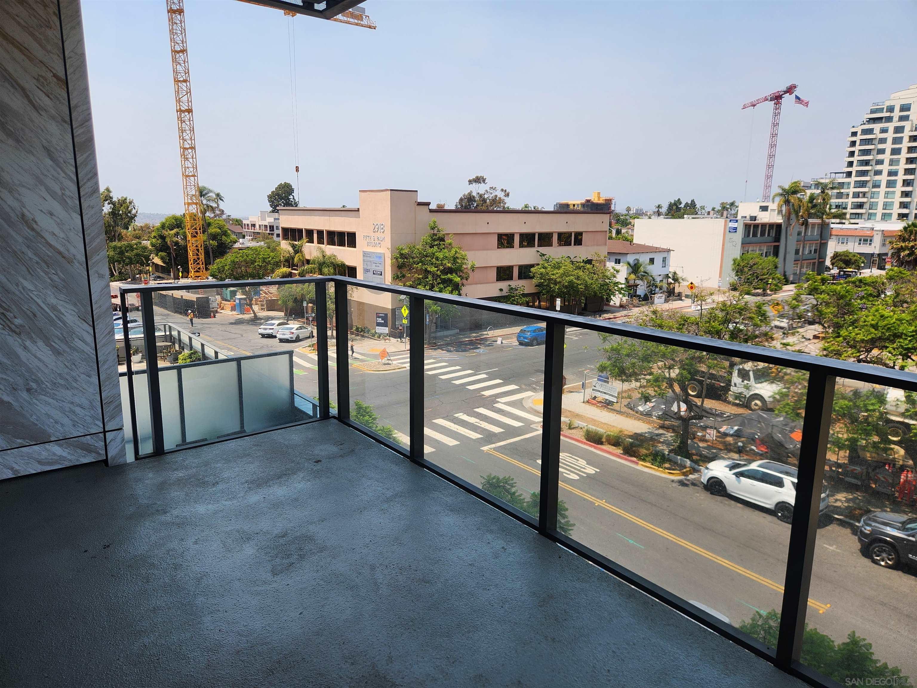 Detail Gallery Image 4 of 20 For 2855  5th Ave  402, San Diego,  CA 92103 - 2 Beds | 2 Baths