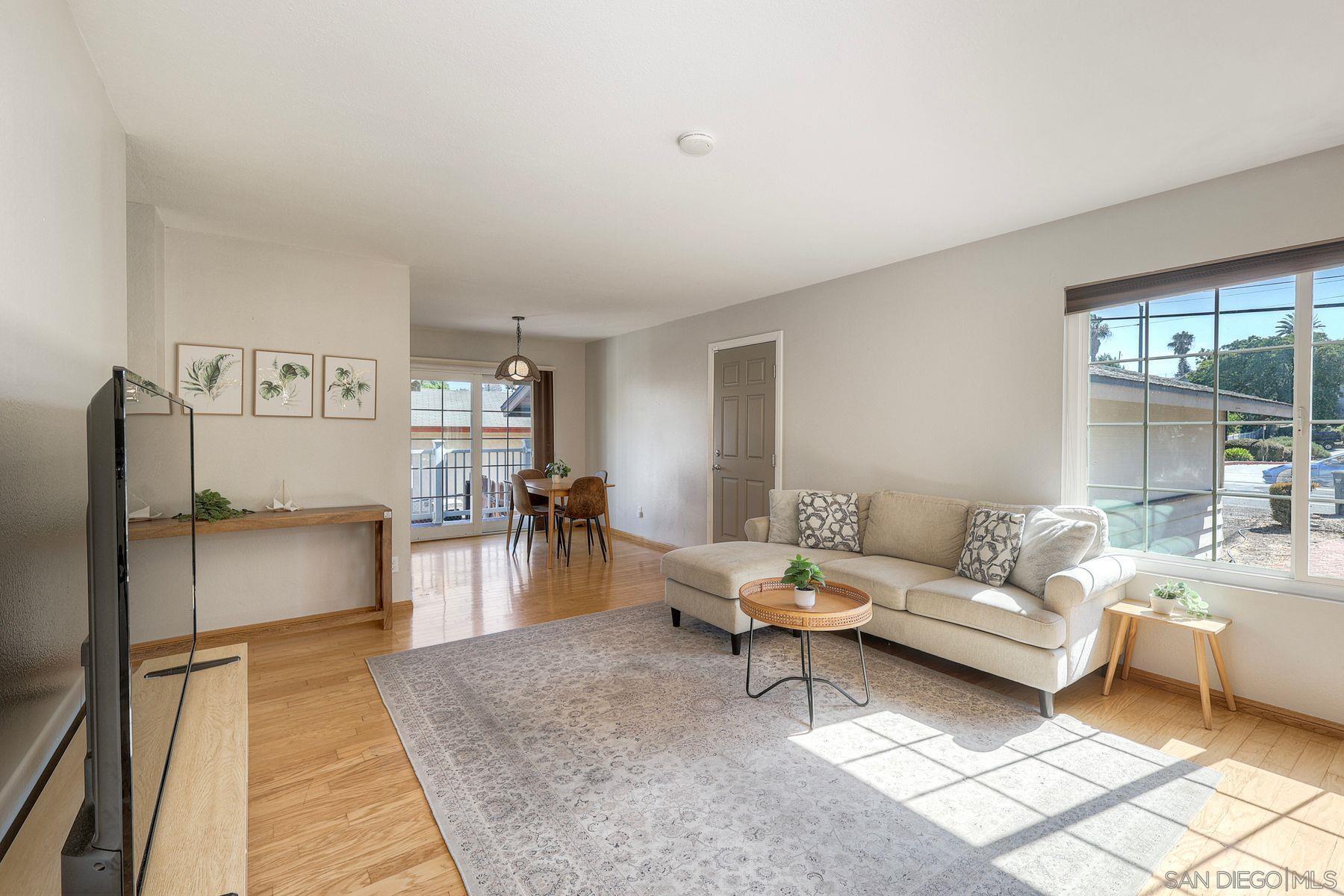 Detail Gallery Image 5 of 22 For 5091  Guava Ave, La Mesa,  CA 91942 - 3 Beds | 2 Baths