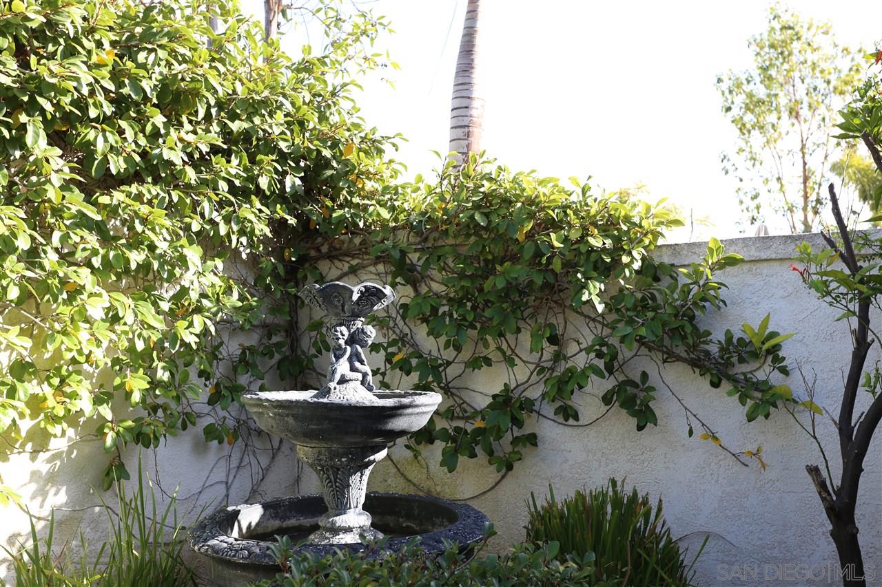 Detail Gallery Image 24 of 25 For 13121  Dressage Ln, San Diego,  CA 92130 - 6 Beds | 4/1 Baths