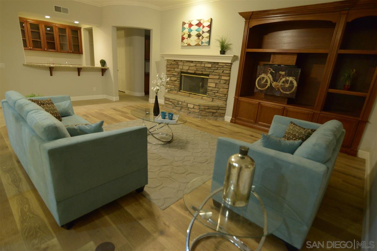 Detail Gallery Image 7 of 25 For 13121  Dressage Ln, San Diego,  CA 92130 - 6 Beds | 4/1 Baths