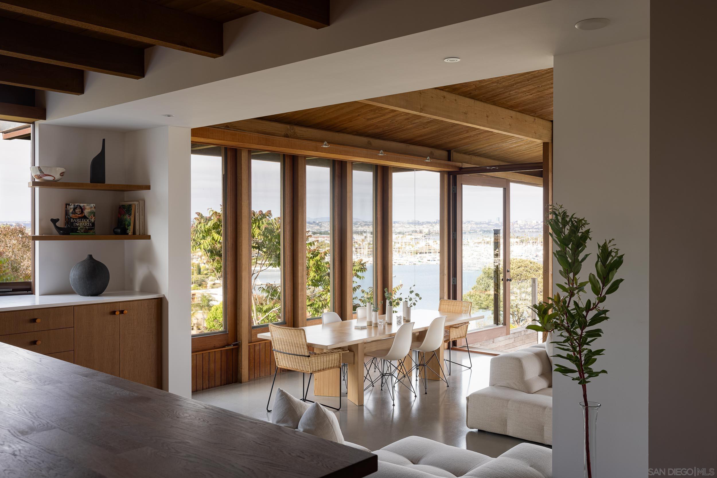 Detail Gallery Image 11 of 33 For 3016  Rogers Street, San Diego,  CA 92106 - 3 Beds | 3/1 Baths