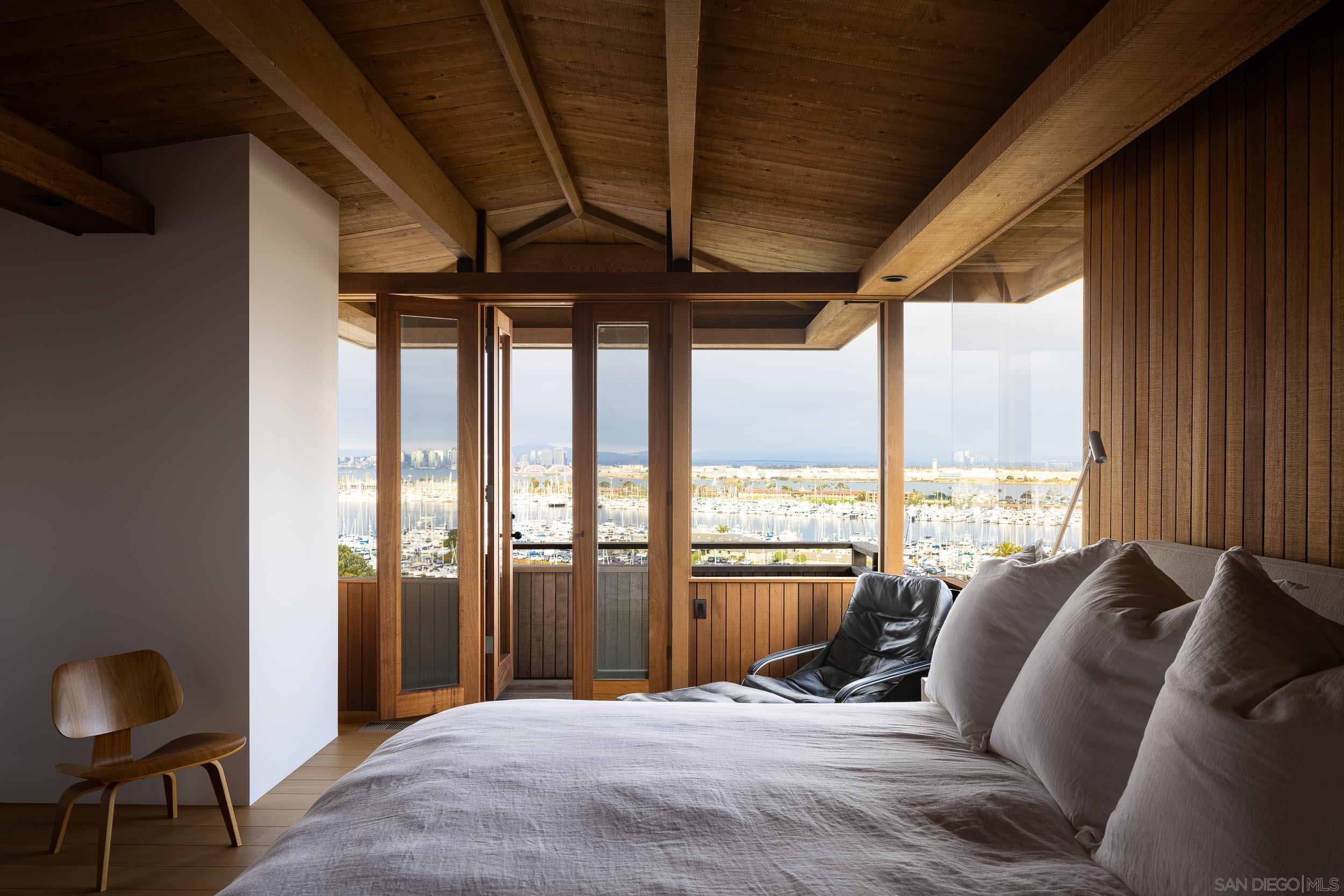 Detail Gallery Image 24 of 33 For 3016  Rogers Street, San Diego,  CA 92106 - 3 Beds | 3/1 Baths