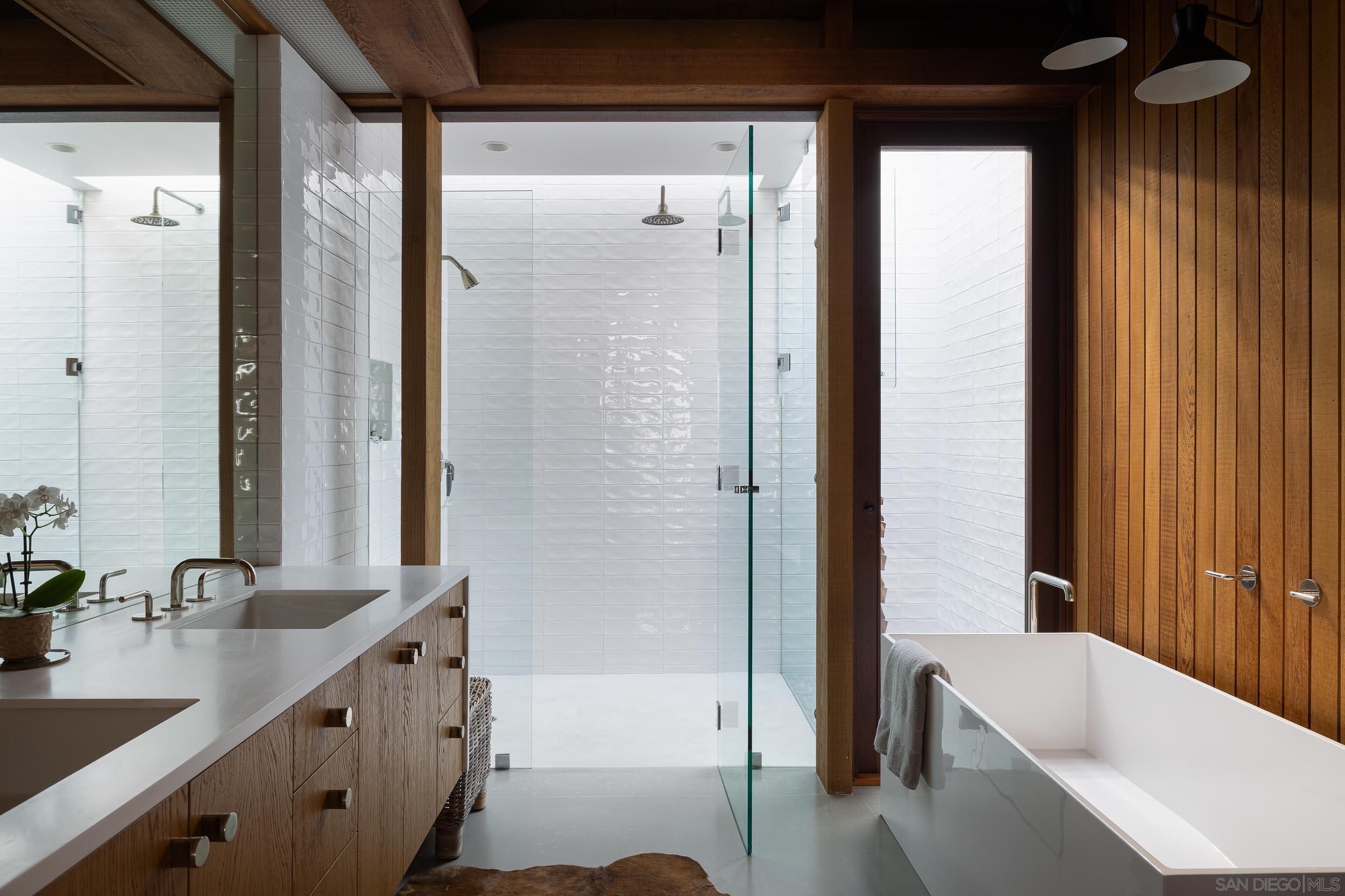 Detail Gallery Image 25 of 33 For 3016  Rogers Street, San Diego,  CA 92106 - 3 Beds | 3/1 Baths