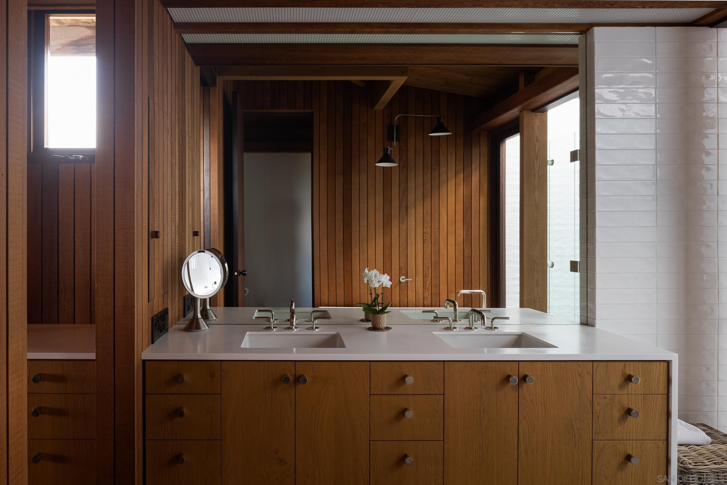 Detail Gallery Image 27 of 33 For 3016  Rogers Street, San Diego,  CA 92106 - 3 Beds | 3/1 Baths