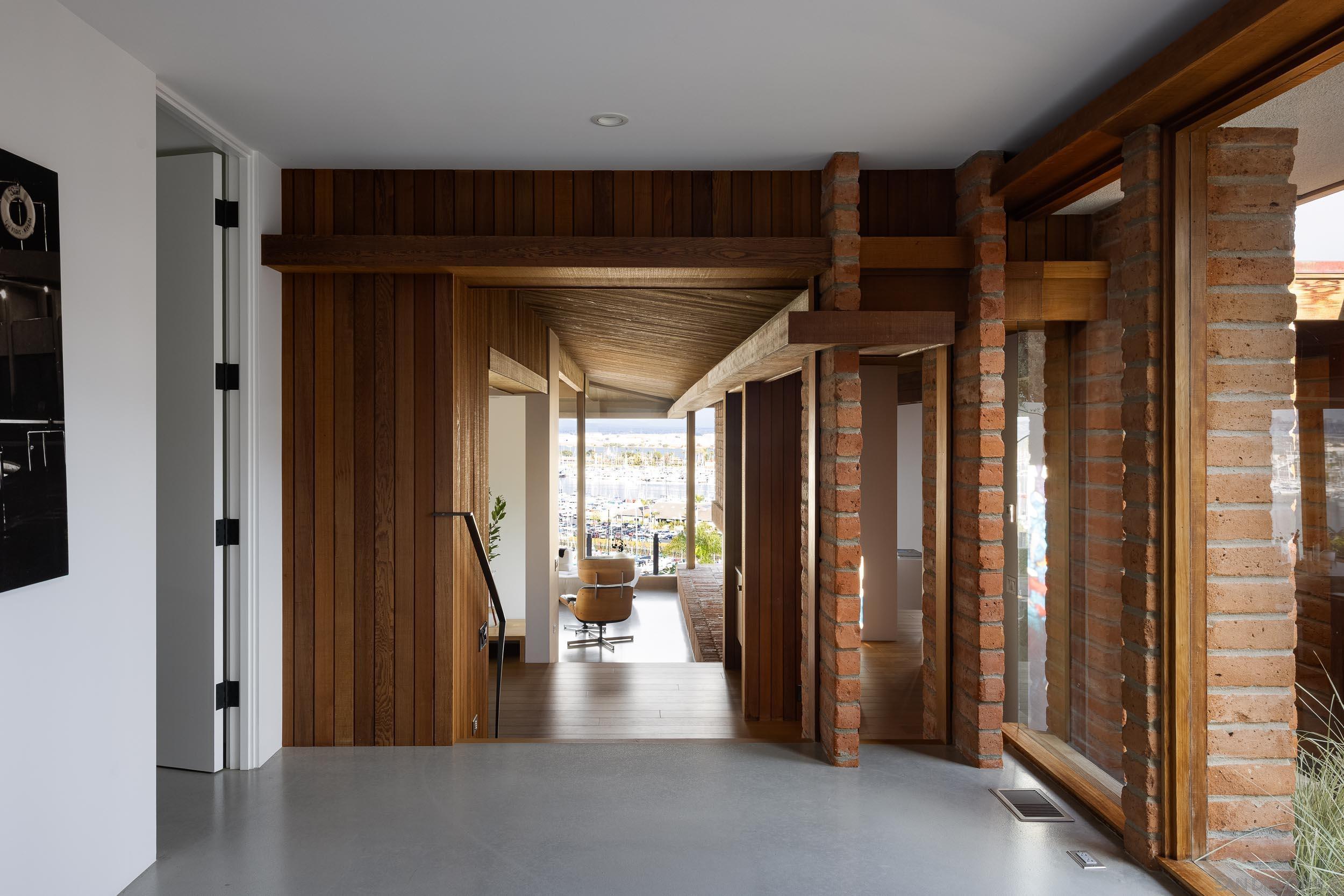 Detail Gallery Image 8 of 33 For 3016  Rogers Street, San Diego,  CA 92106 - 3 Beds | 3/1 Baths