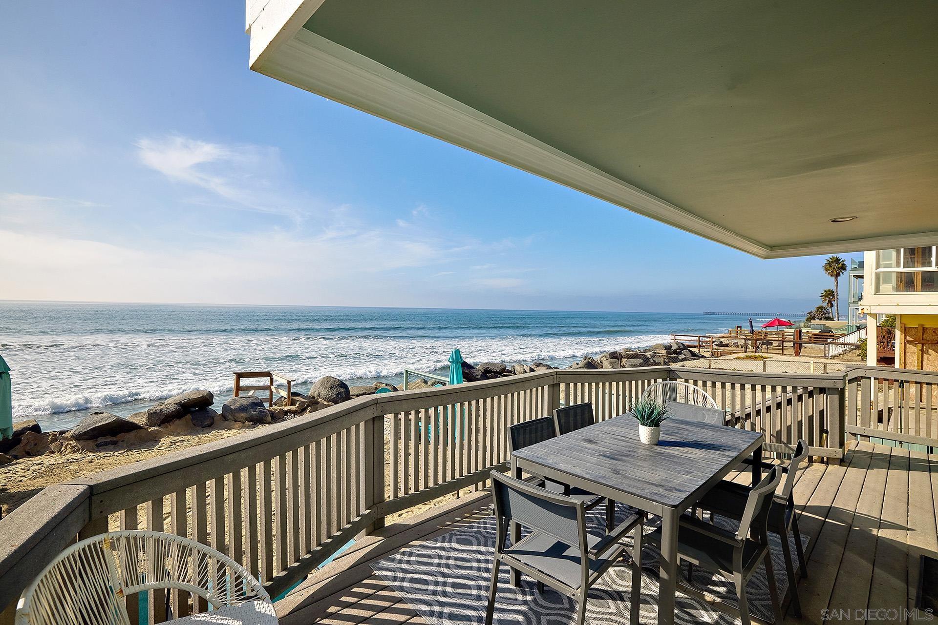 Detail Gallery Image 17 of 26 For 1123-25 S Pacific Street, Oceanside,  CA 92054 - 3 Beds | 3 Baths
