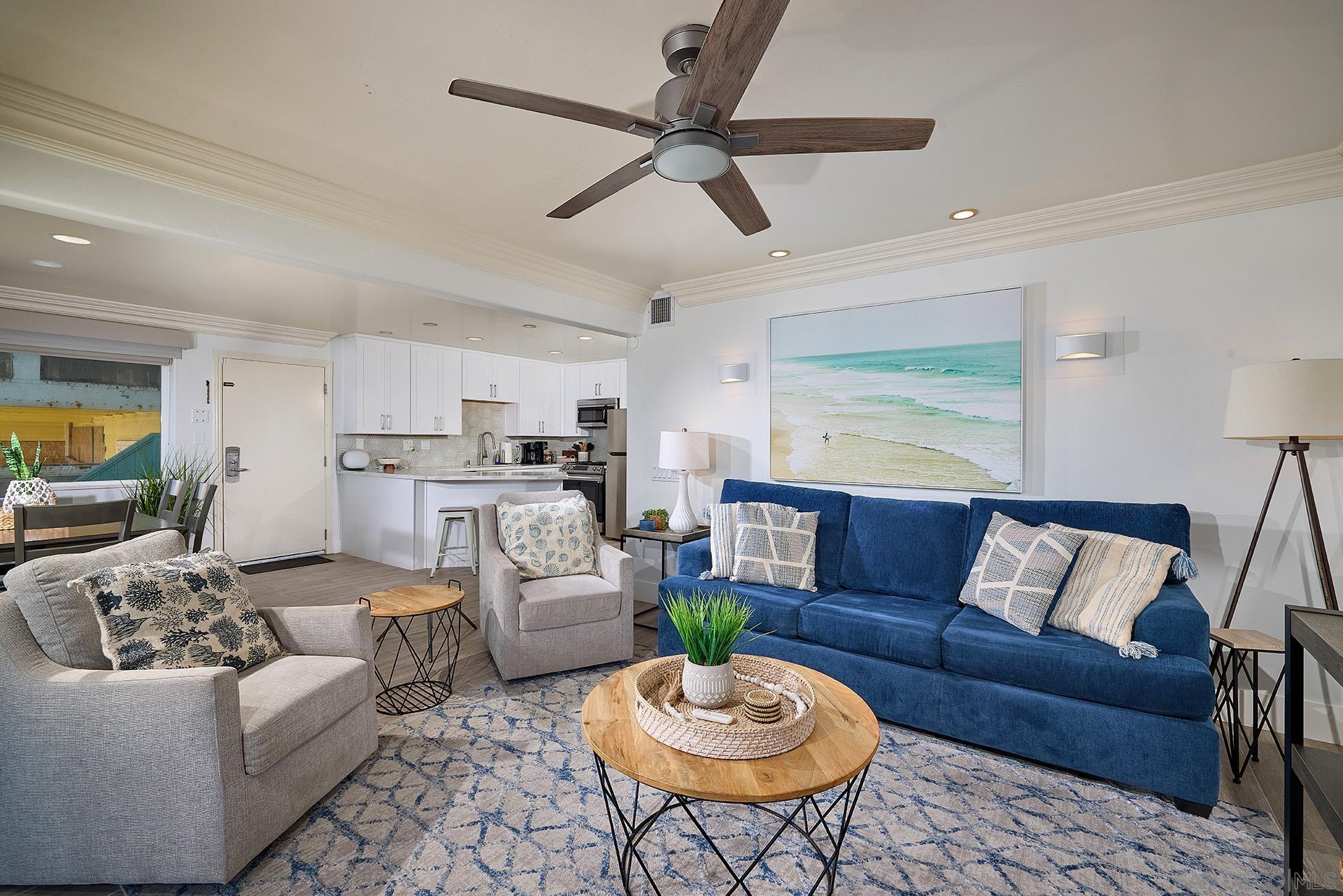 Detail Gallery Image 3 of 26 For 1123-25 S Pacific Street, Oceanside,  CA 92054 - 3 Beds | 3 Baths