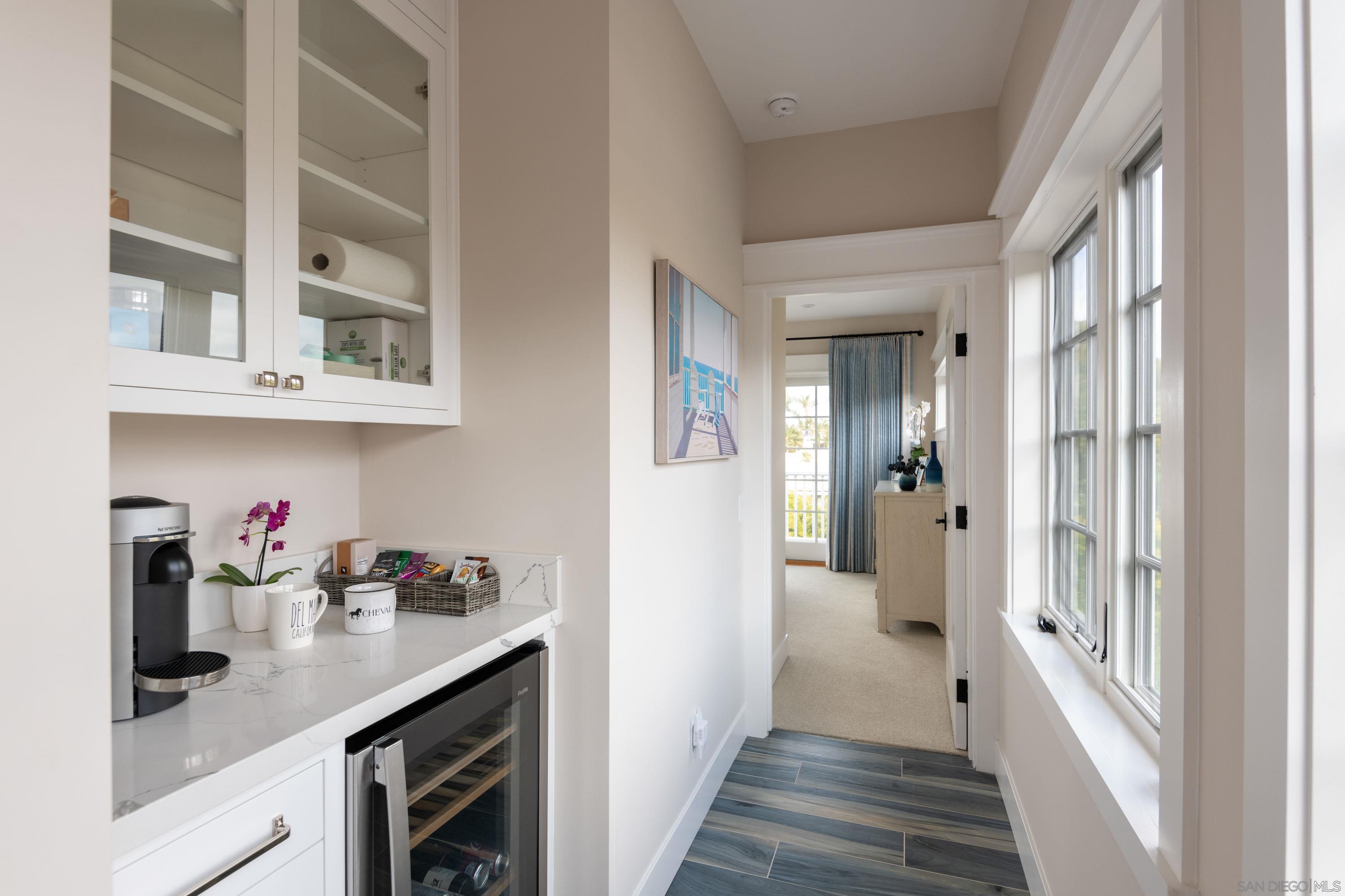 Detail Gallery Image 16 of 30 For 264  24th St., Del Mar,  CA 92014 - 4 Beds | 4 Baths