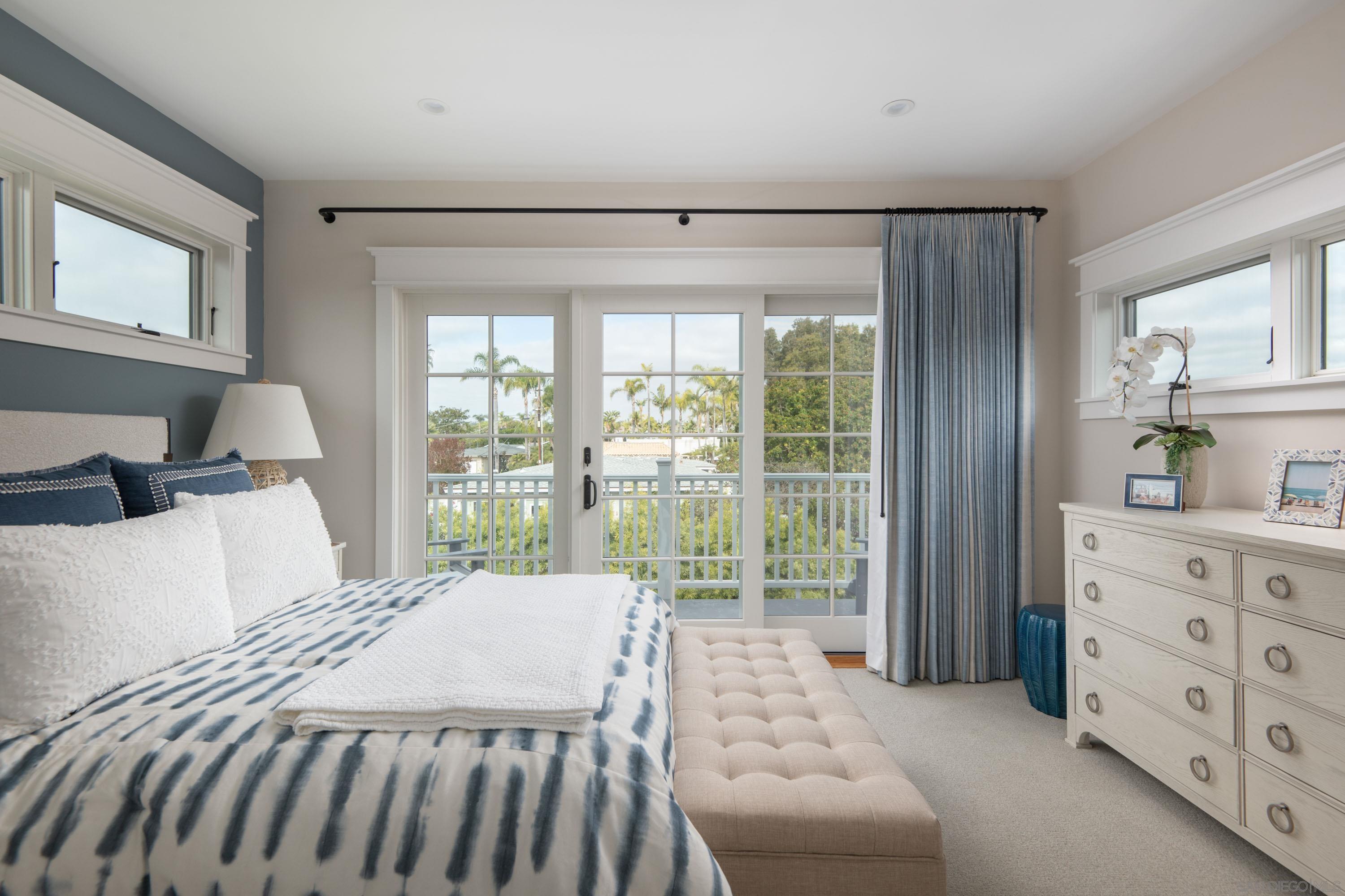 Detail Gallery Image 18 of 30 For 264  24th St., Del Mar,  CA 92014 - 4 Beds | 4 Baths