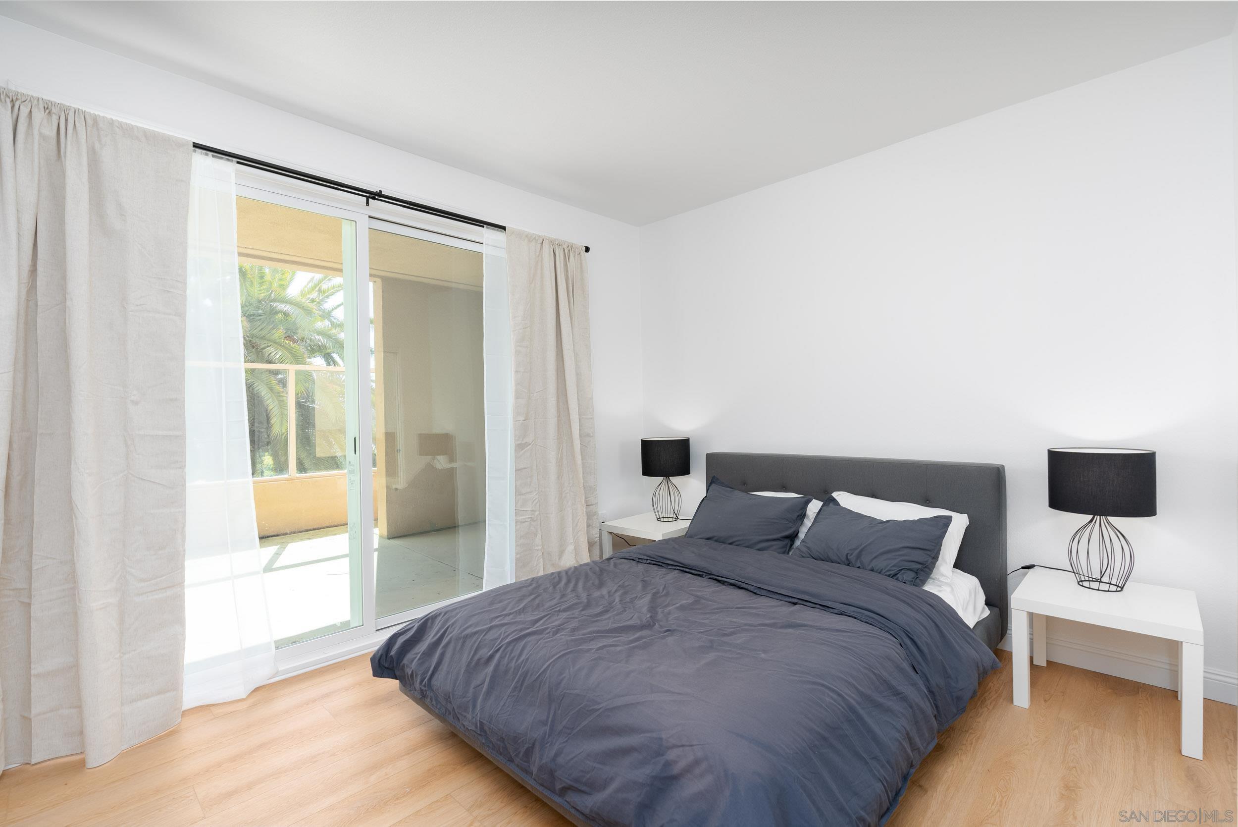 Detail Gallery Image 12 of 43 For 4025  Canario St  140, Carlsbad,  CA 92008 - 2 Beds | 2 Baths