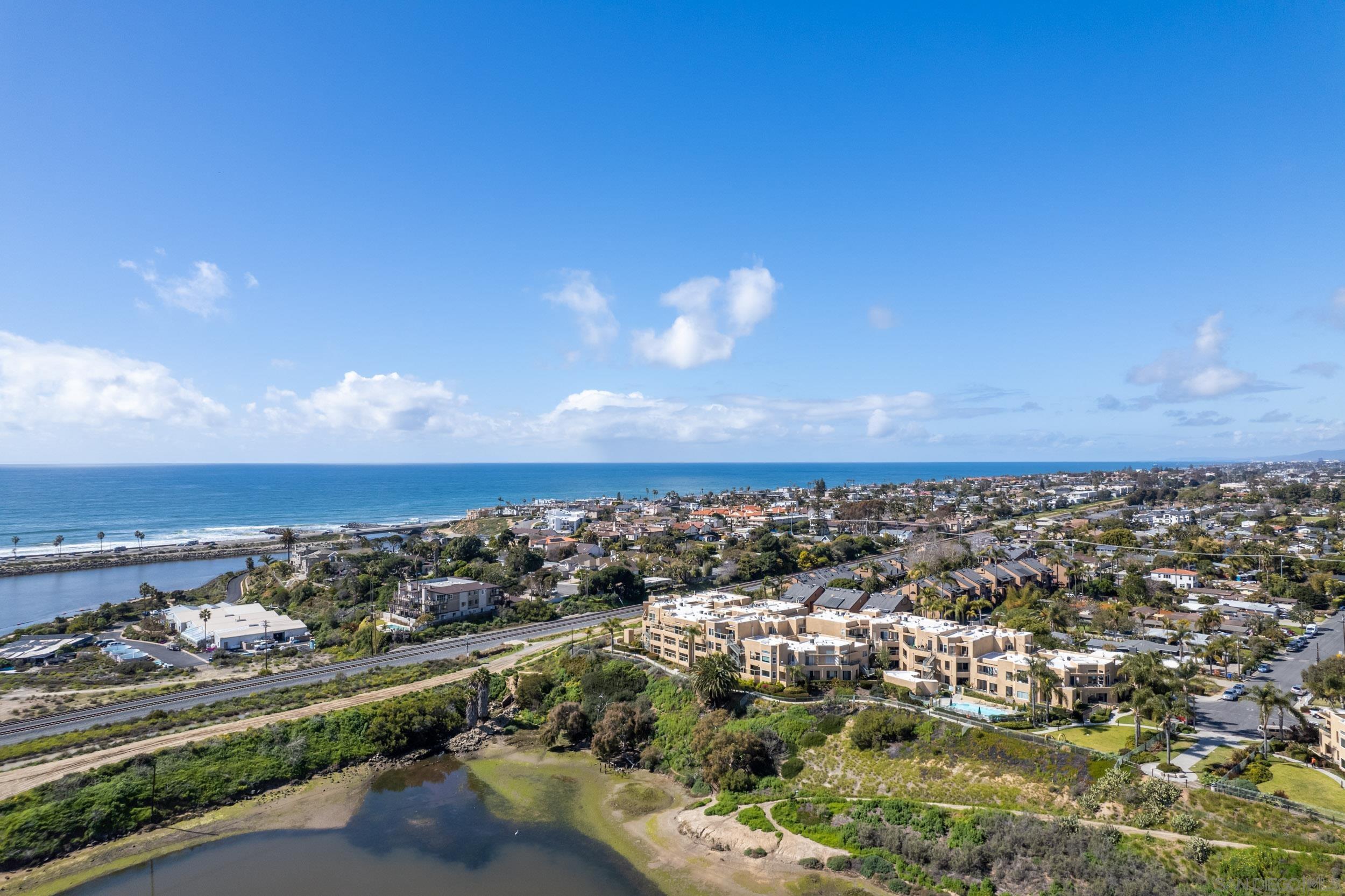 Detail Gallery Image 32 of 43 For 4025  Canario St  140, Carlsbad,  CA 92008 - 2 Beds | 2 Baths