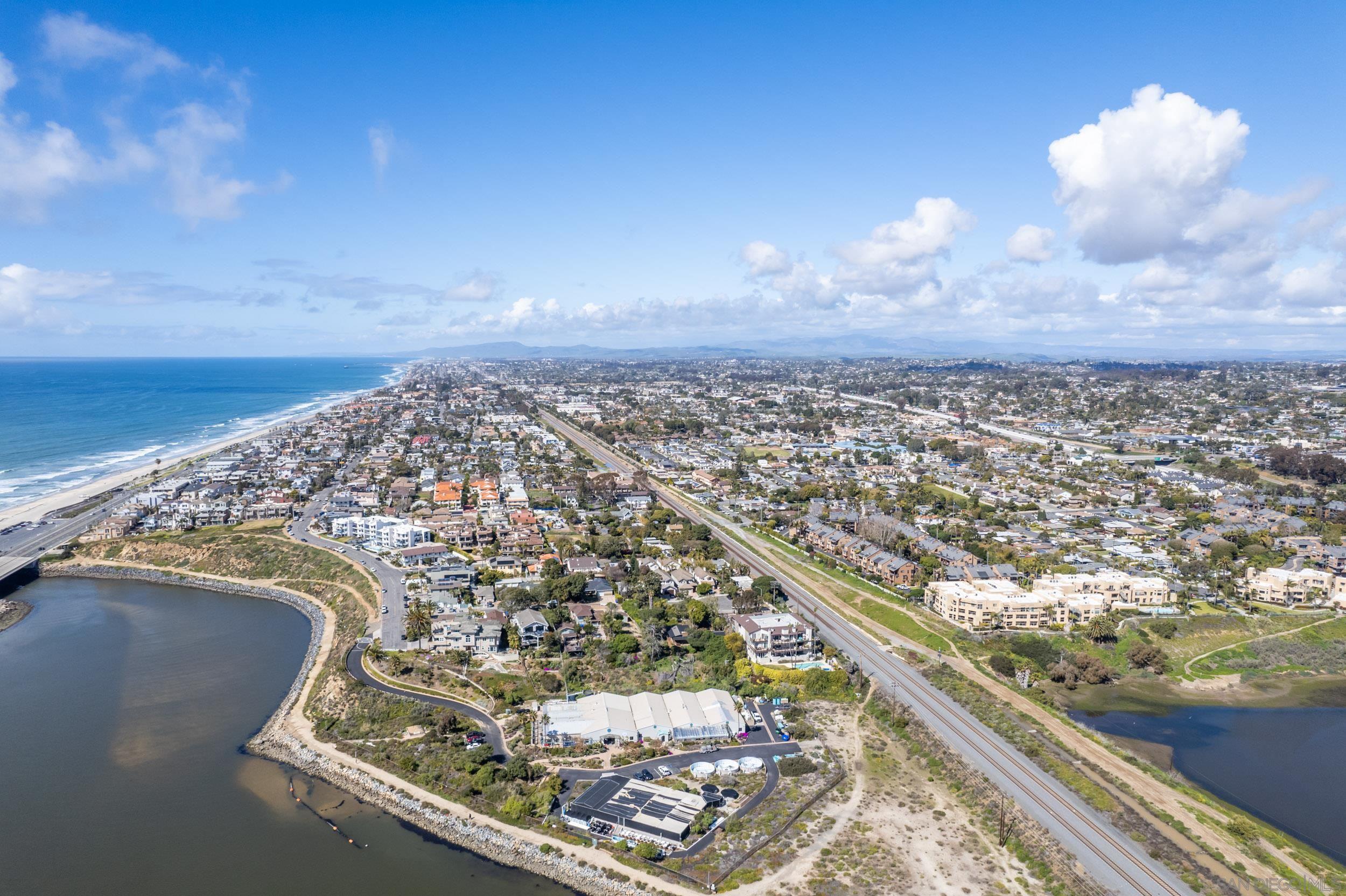 Detail Gallery Image 40 of 43 For 4025  Canario St  140, Carlsbad,  CA 92008 - 2 Beds | 2 Baths