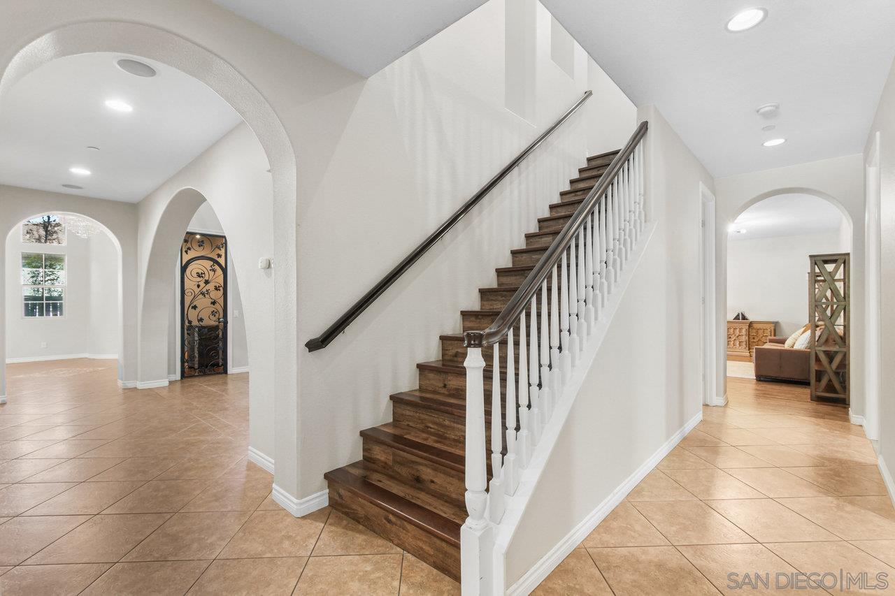 Detail Gallery Image 20 of 73 For 2957  Ranch Gate Rd, Chula Vista,  CA 91914 - 6 Beds | 5/1 Baths