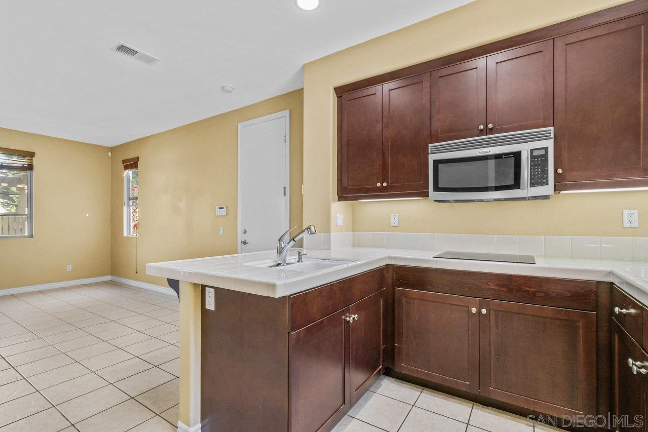 Detail Gallery Image 58 of 73 For 2957  Ranch Gate Rd, Chula Vista,  CA 91914 - 6 Beds | 5/1 Baths