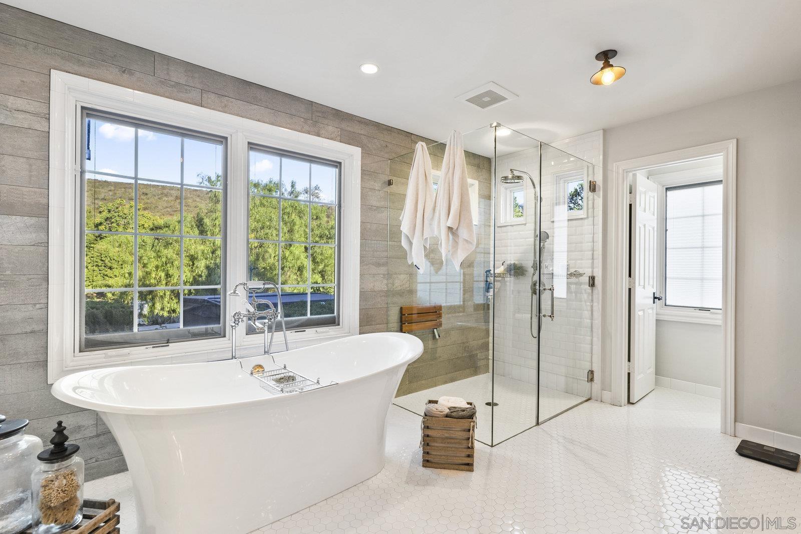 Detail Gallery Image 27 of 50 For 20455  Elfin Forest Road, Escondido,  CA 92029 - 5 Beds | 4 Baths